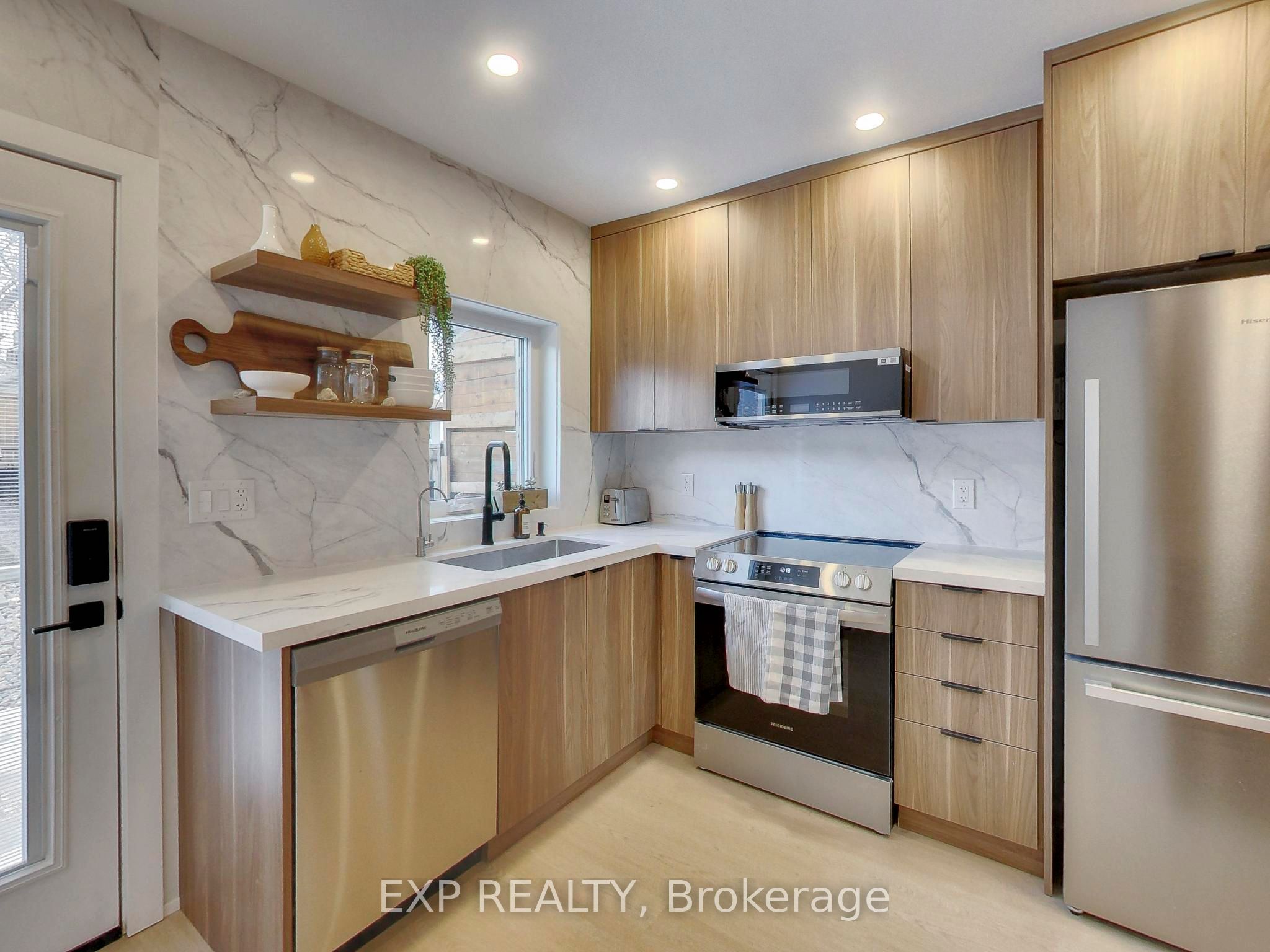 37 Gilbert Avenue Property Photo 9
