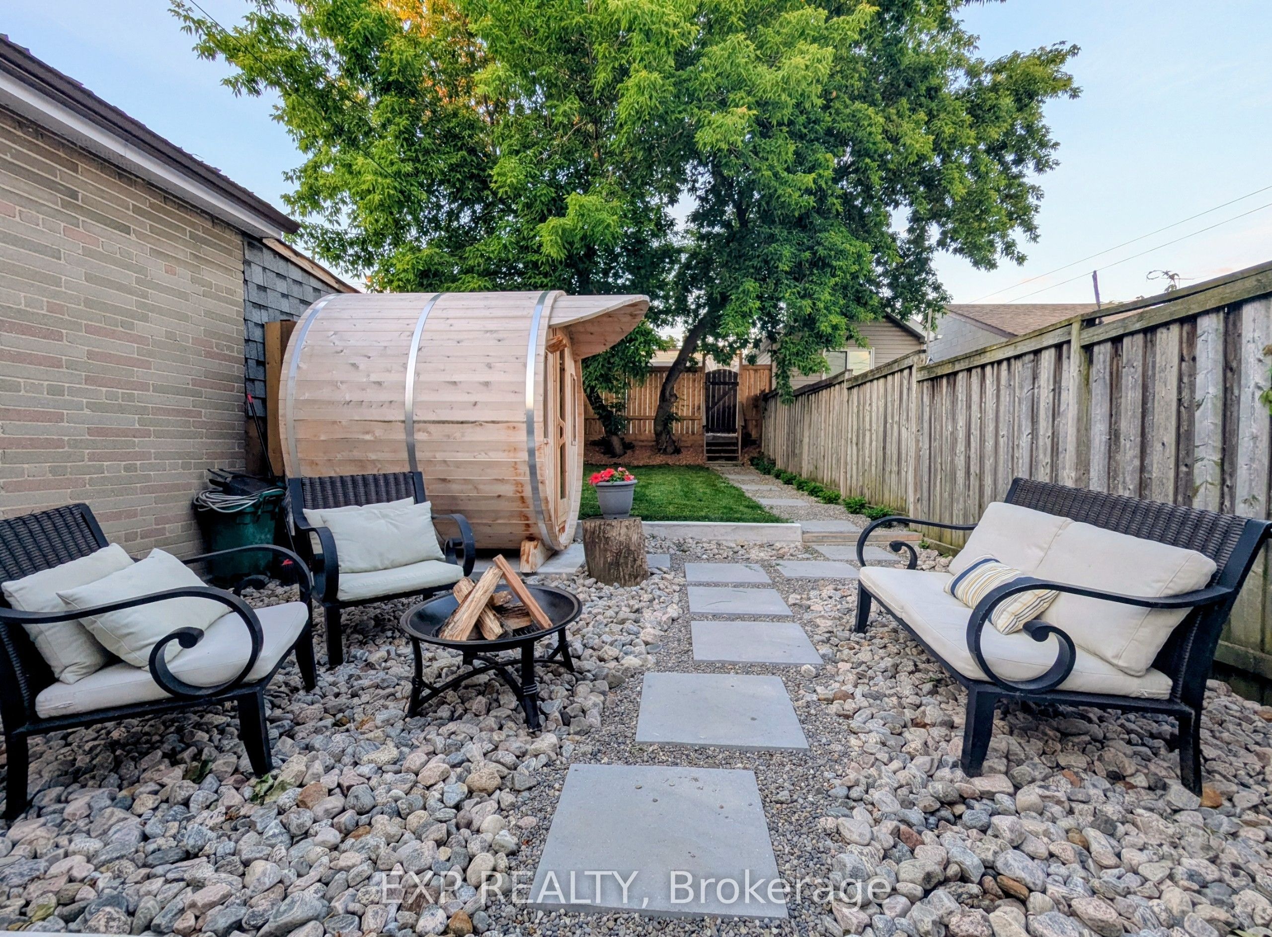 37 Gilbert Avenue Property Photo 28