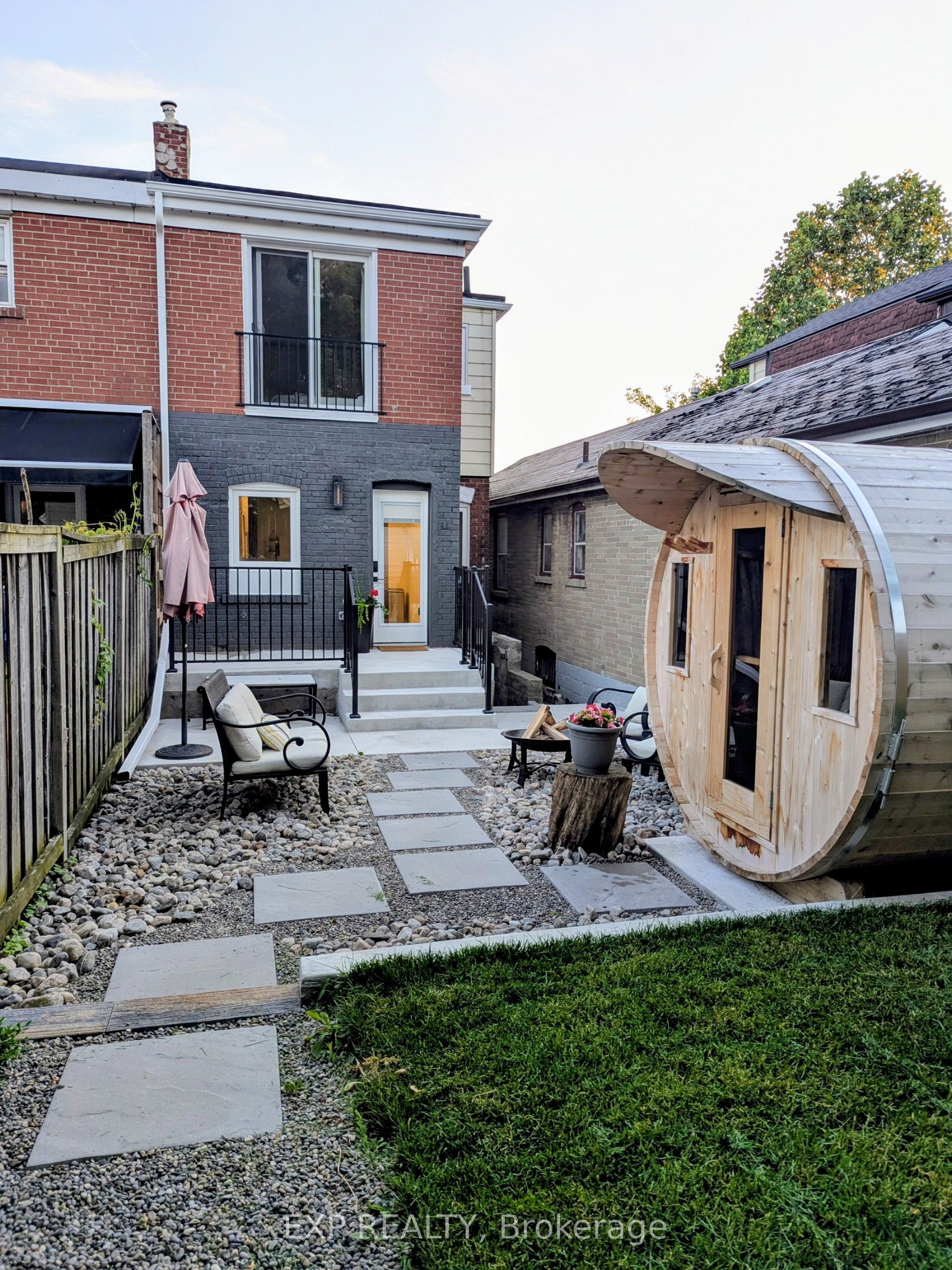 37 Gilbert Avenue Property Photo 29