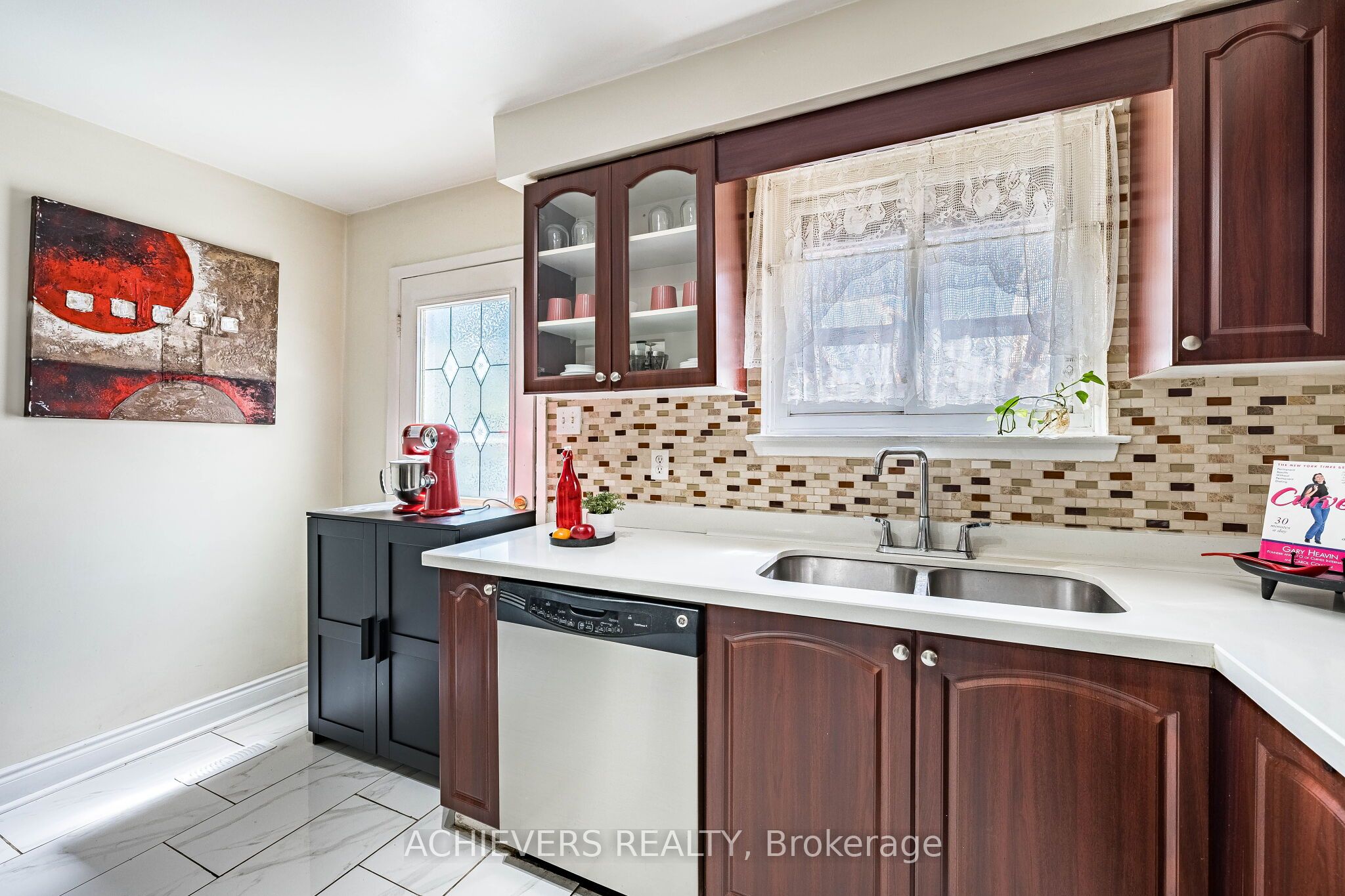 58 Archdekin Drive Property Photo 16