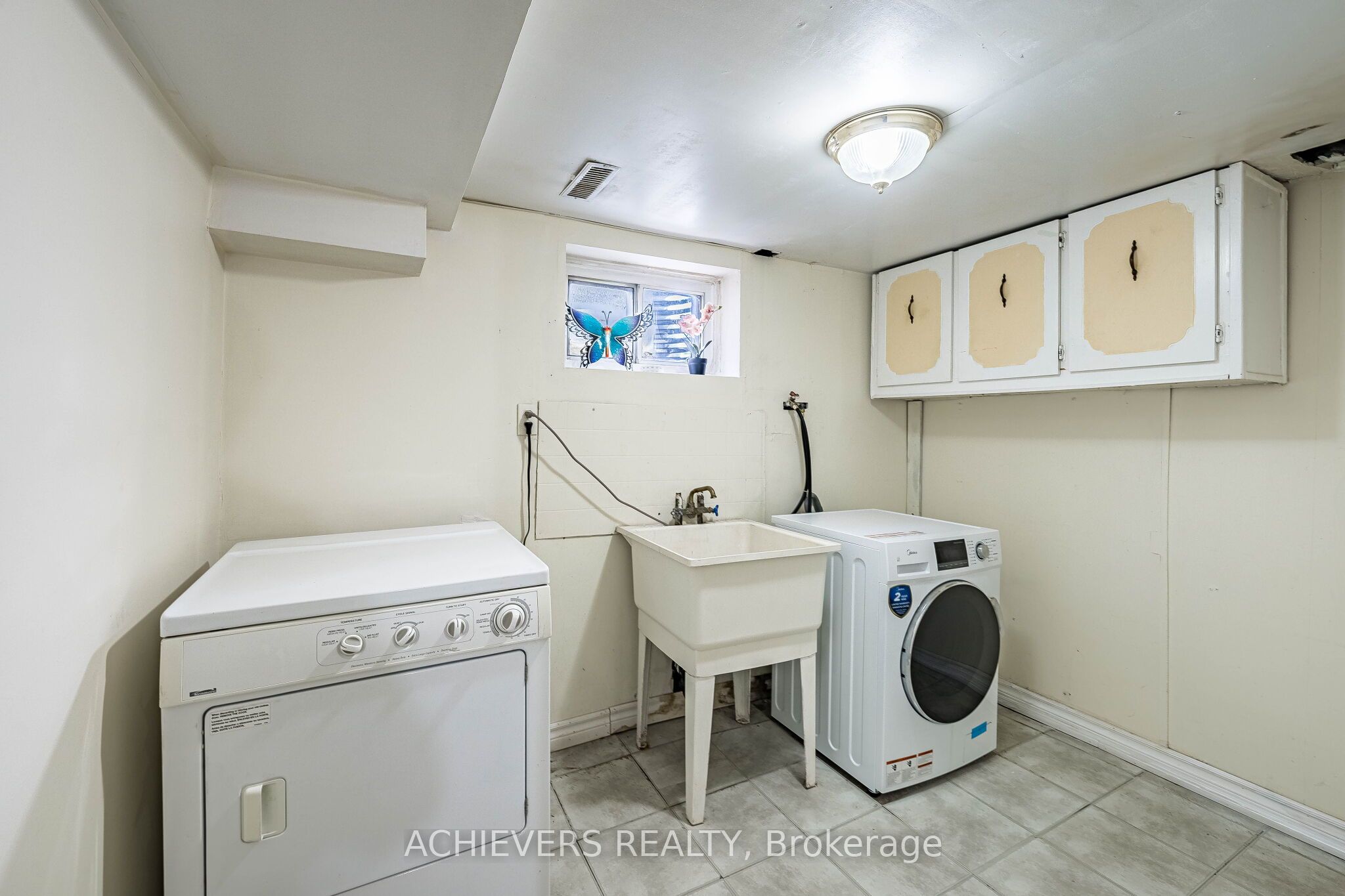 58 Archdekin Drive Property Photo 32