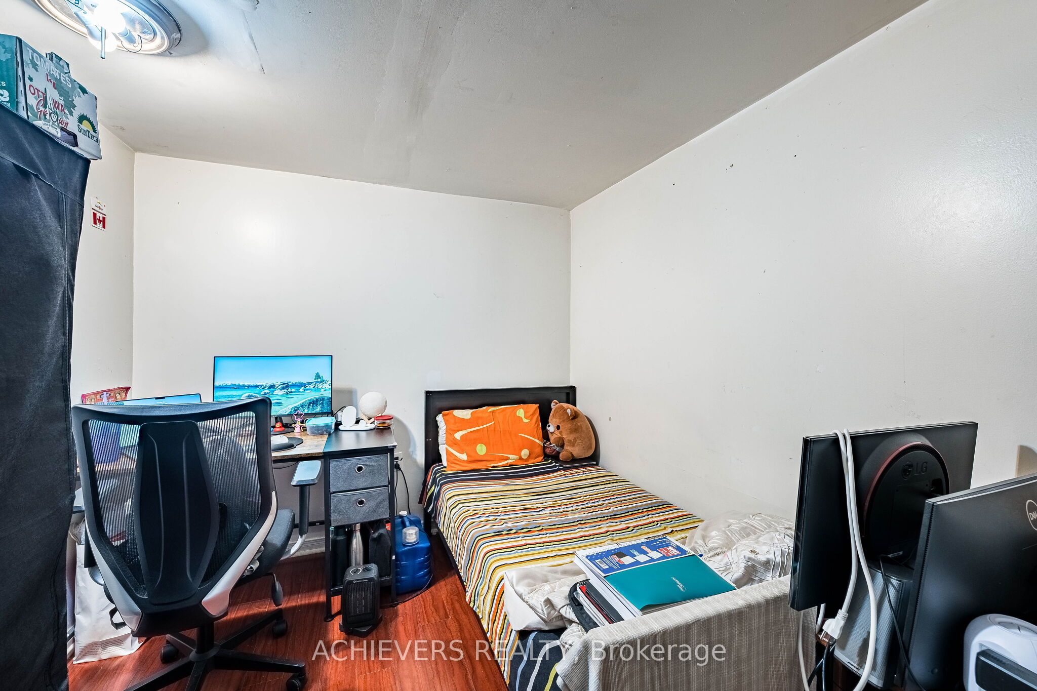 58 Archdekin Drive Property Photo 34