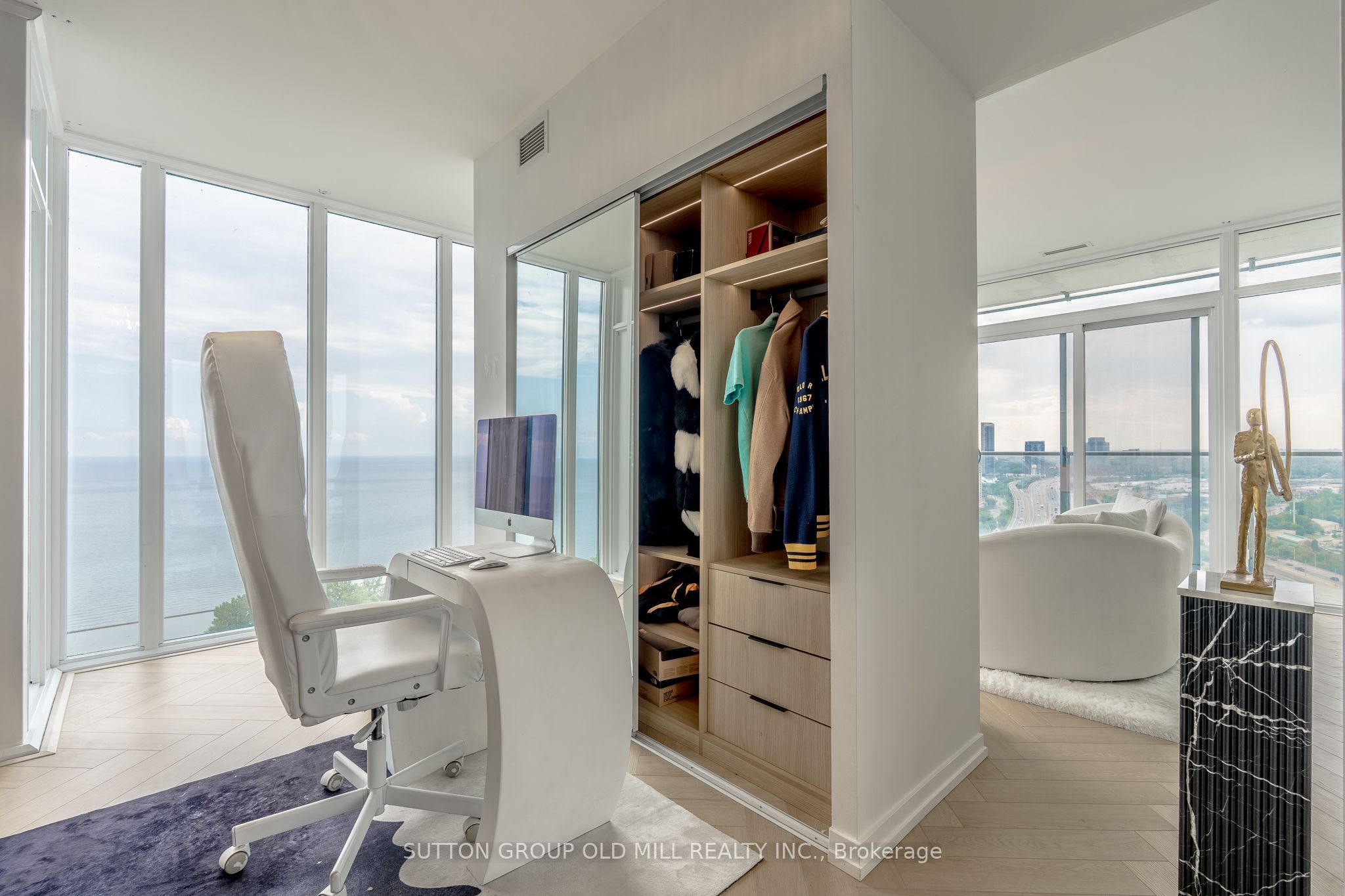 103 The Queensway 2505 Property Photo 38
