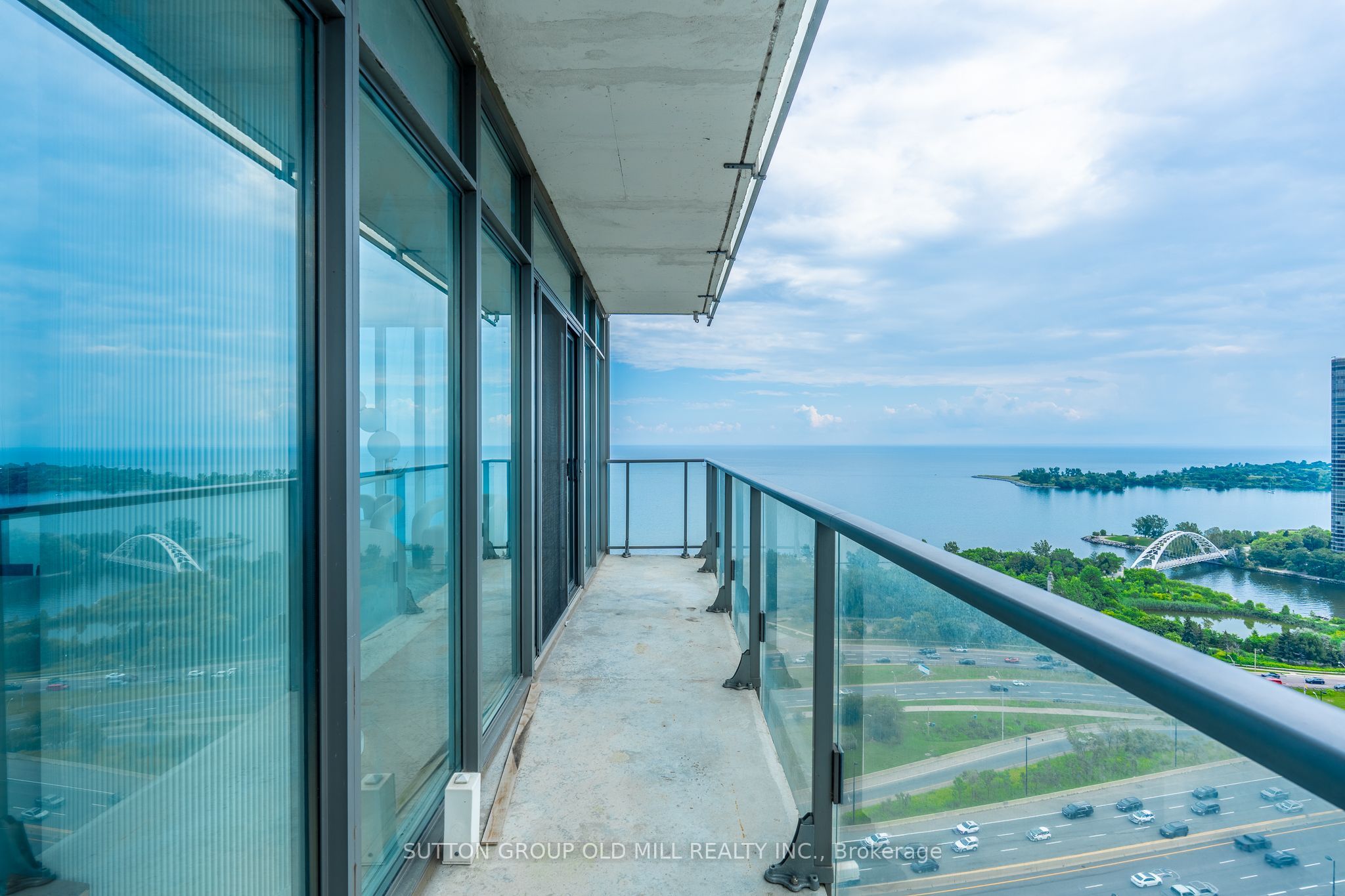103 The Queensway 2505 Property Photo 43