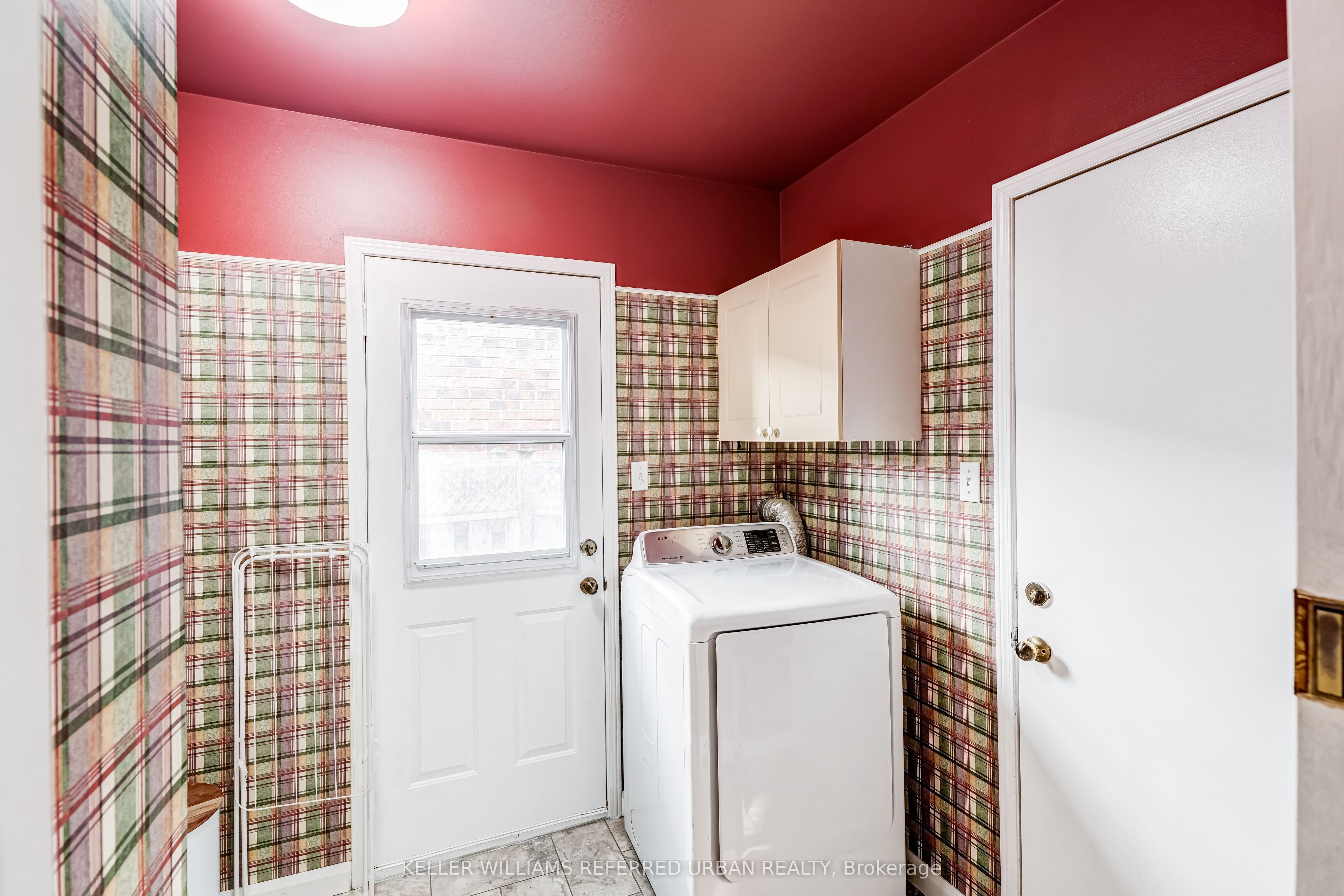 9 Stone Street Property Photo 17