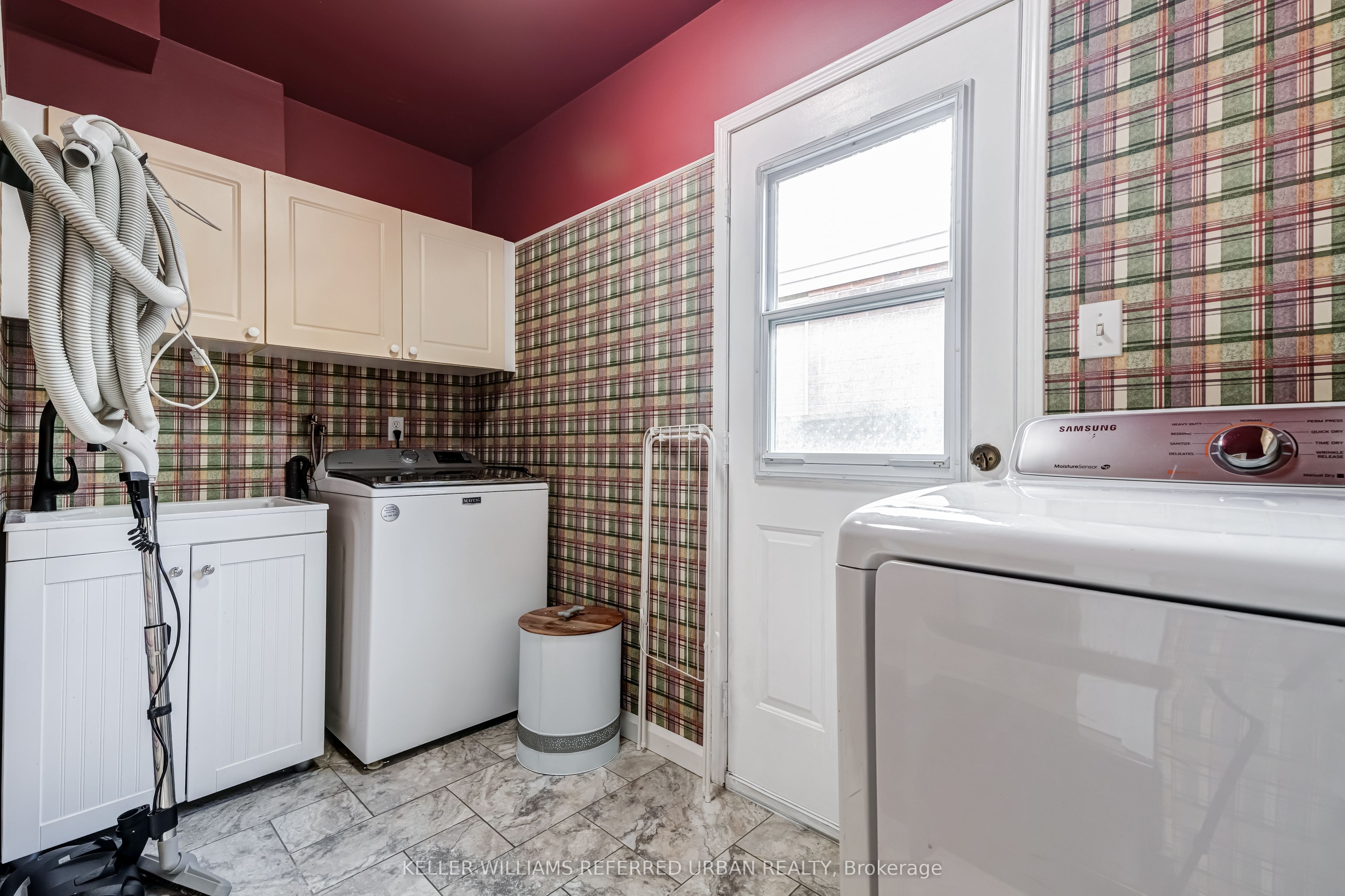 9 Stone Street Property Photo 18