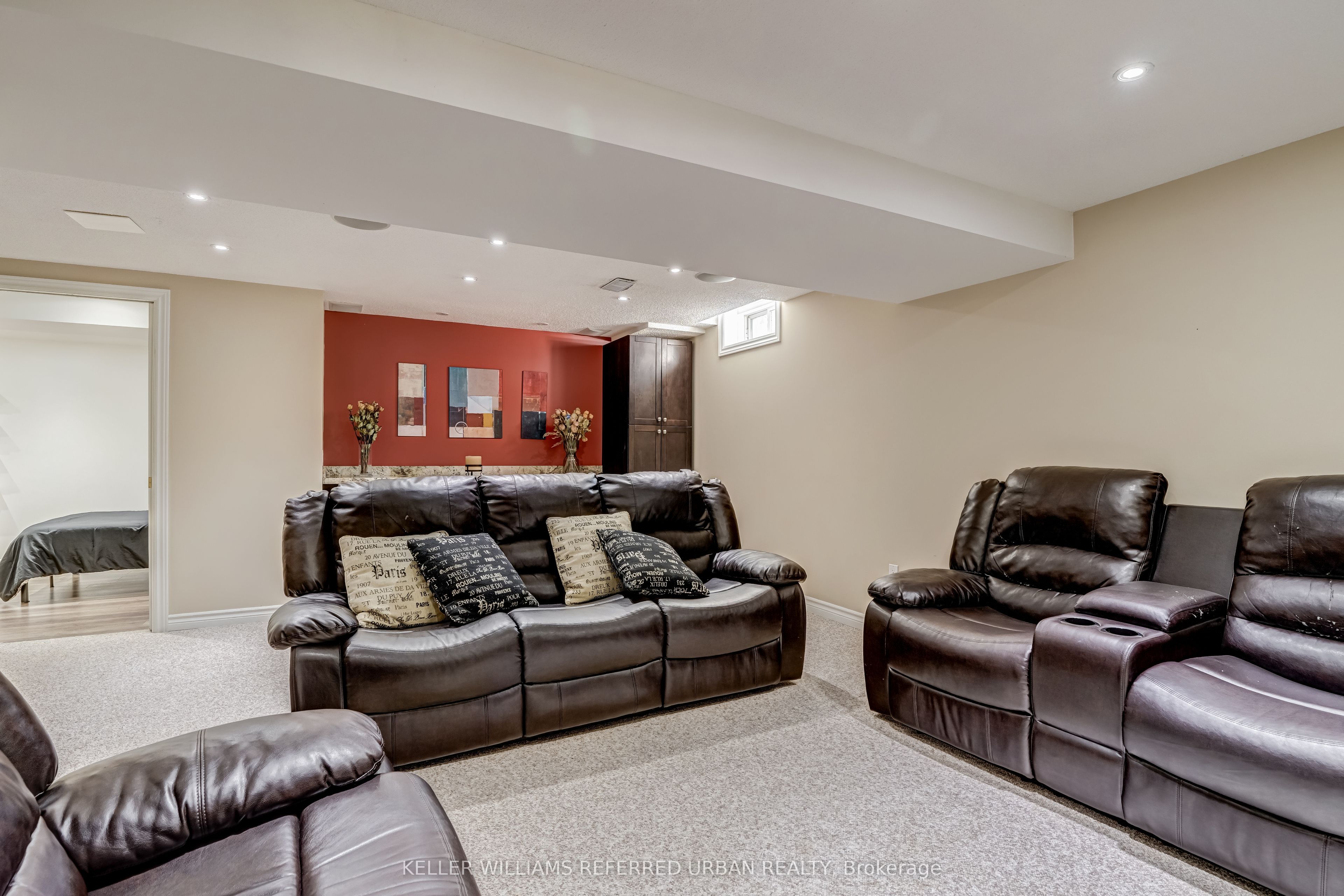 9 Stone Street Property Photo 40