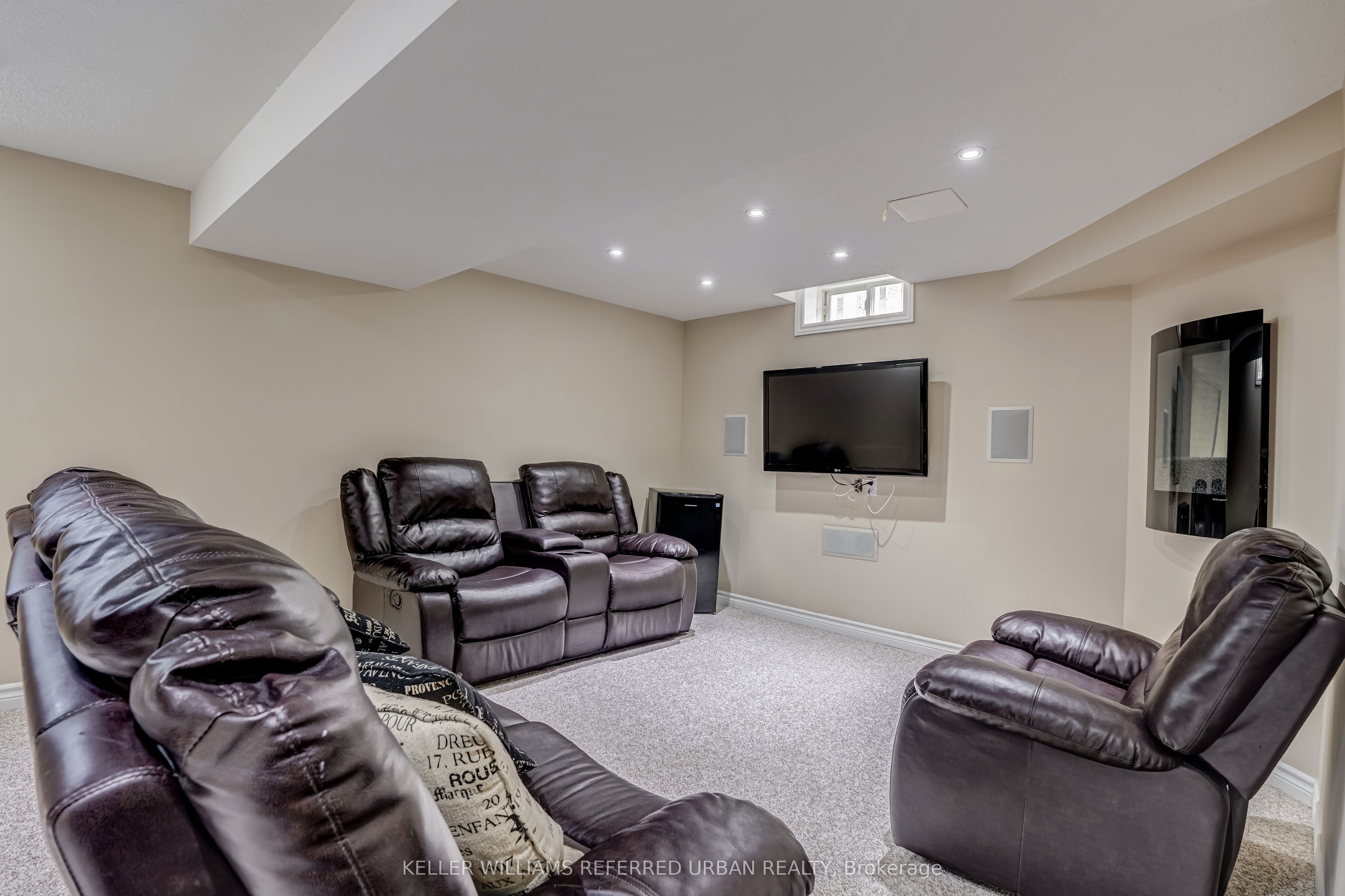 9 Stone Street Property Photo 41