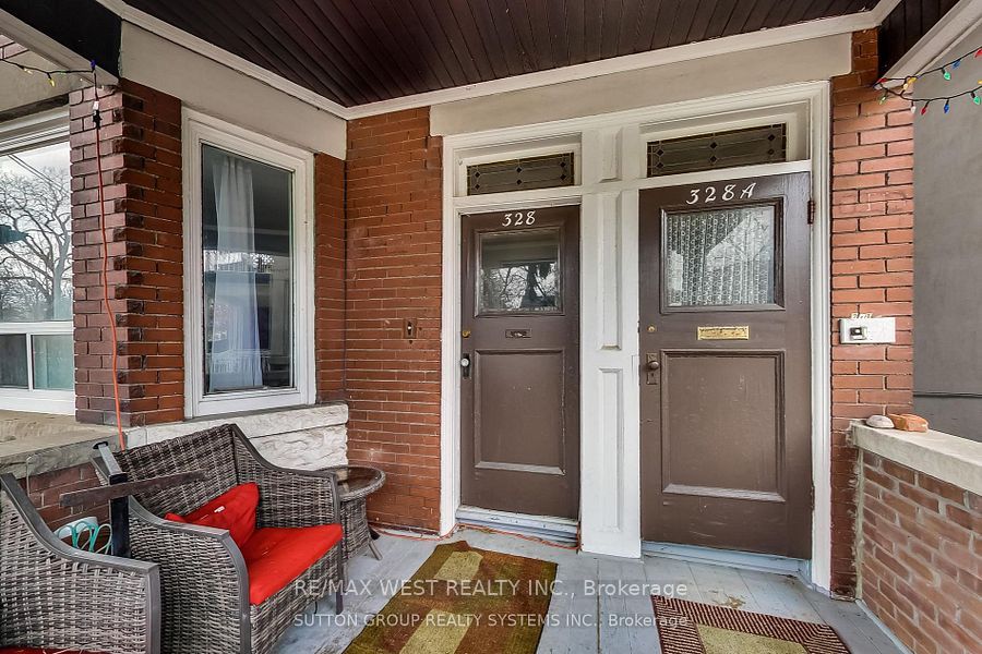 328 High Park Avenue Property Photo 2