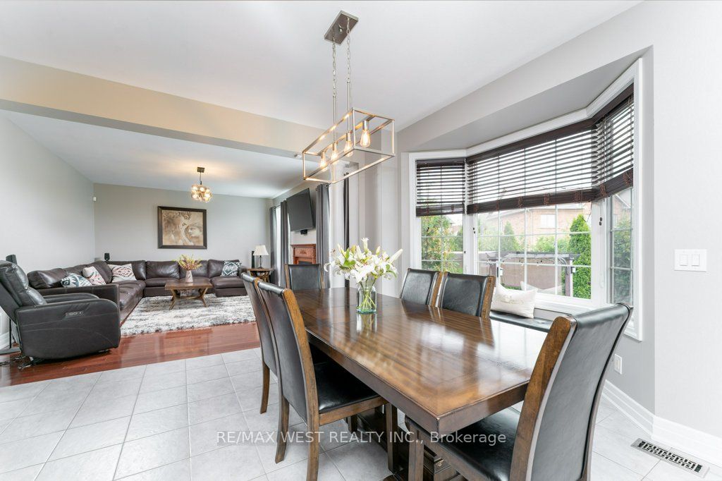 85 Aird Court Property Photo 16
