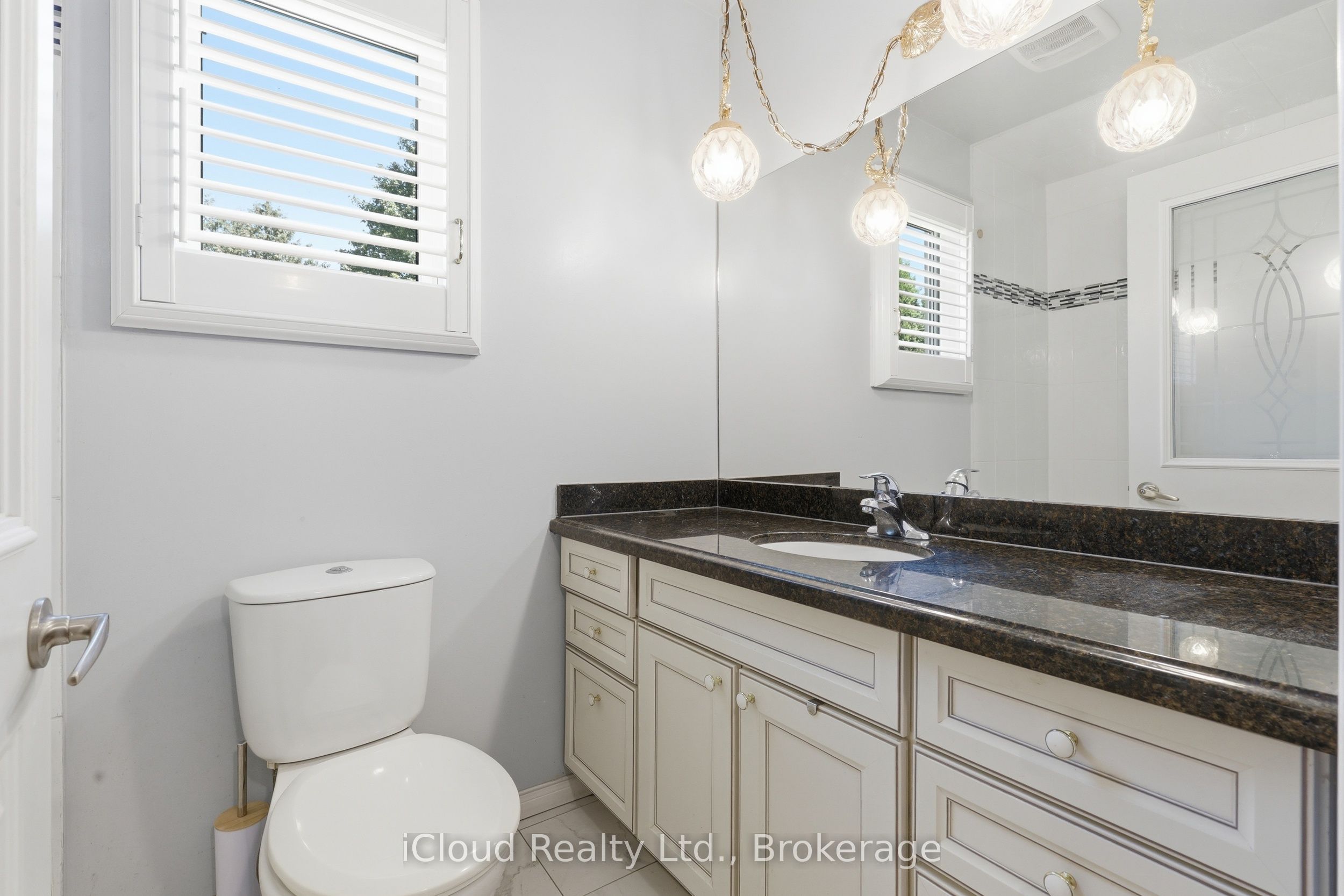 4014 Twenty Side Road Property Photo 14