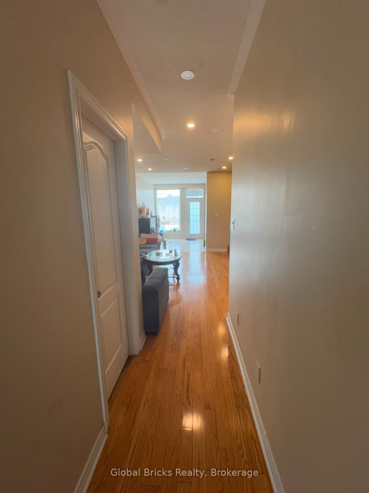 34 Pefferlaw Circle Property Photo 3