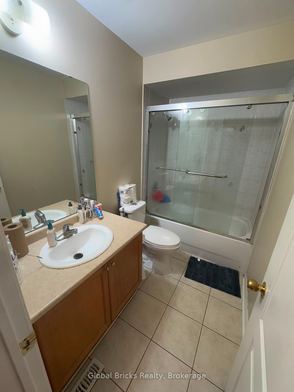 34 Pefferlaw Circle Property Photo 16