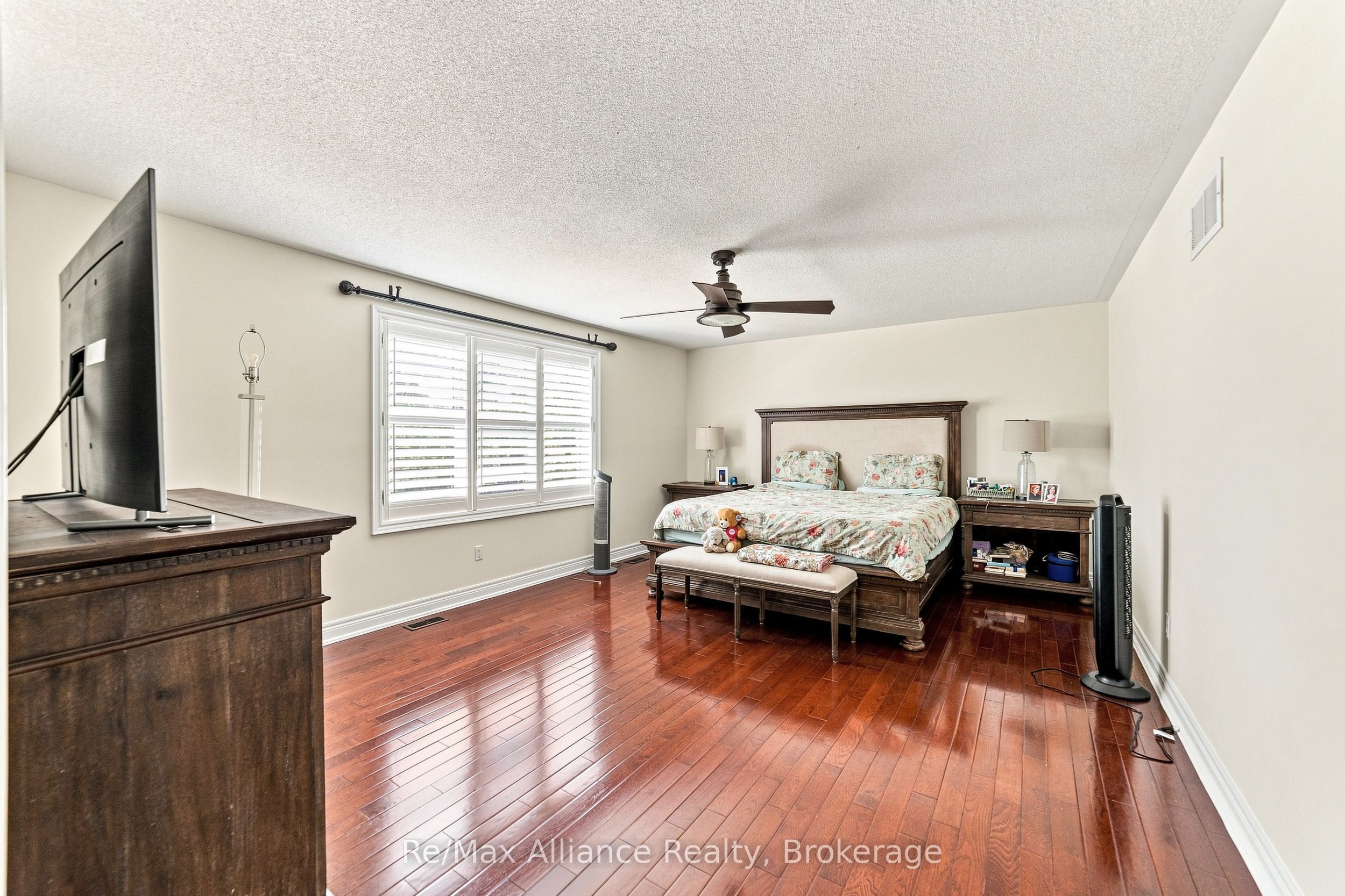 2404 Rideau Drive Property Photo 19