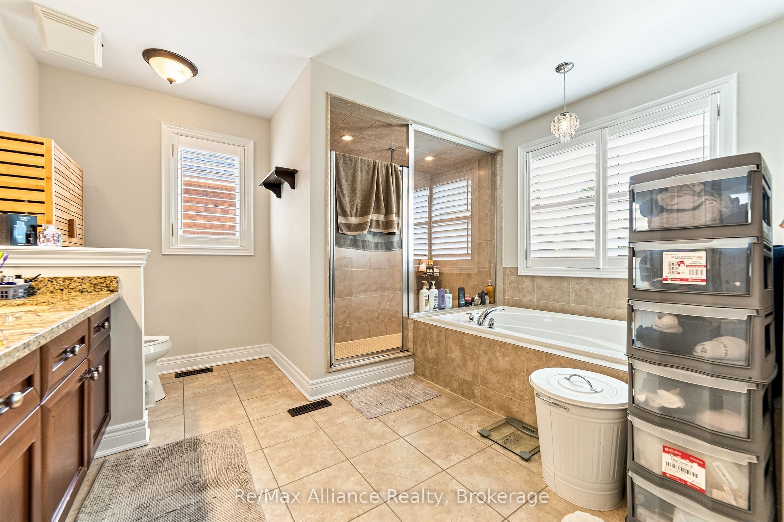 2404 Rideau Drive Property Photo 21