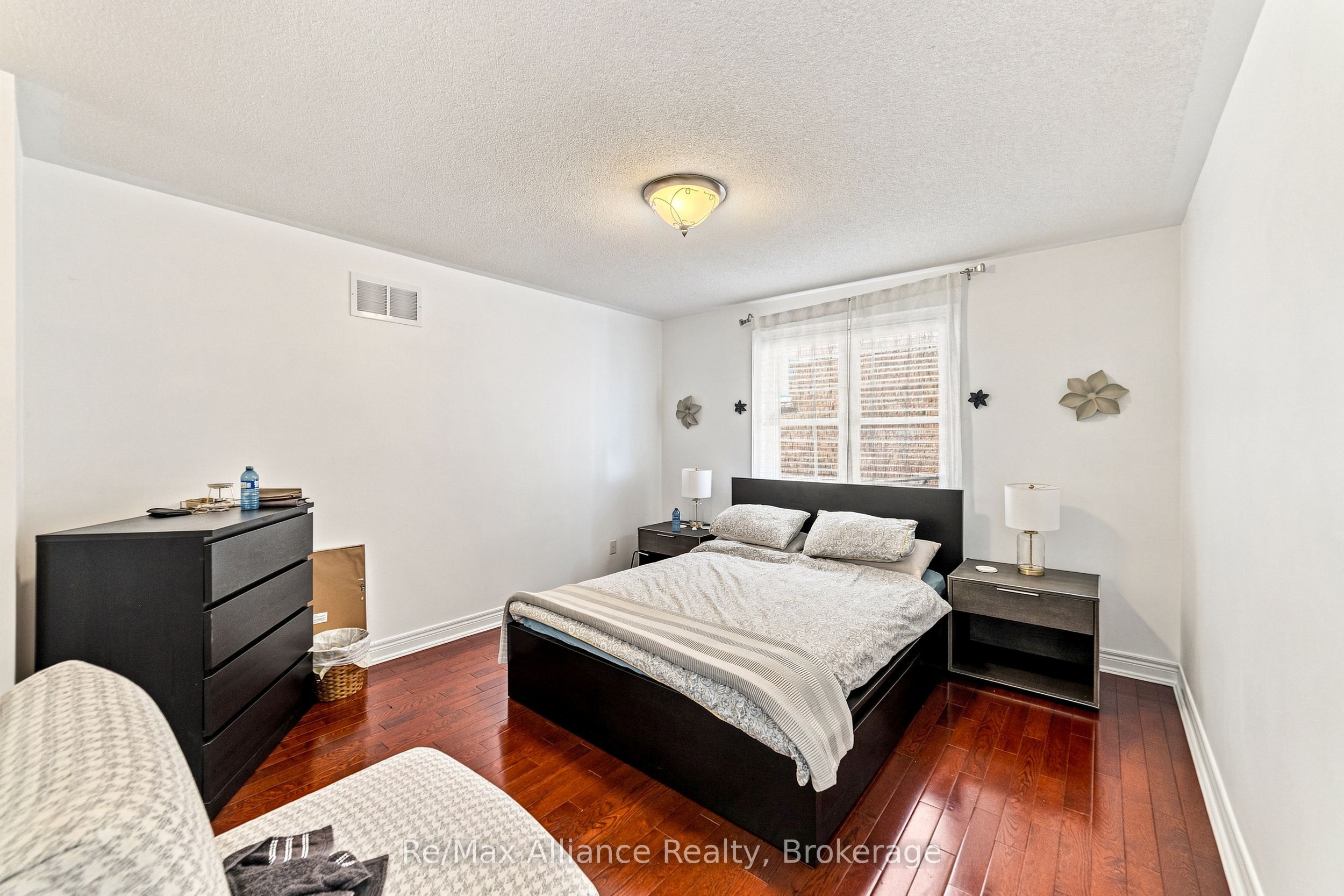 2404 Rideau Drive Property Photo 22