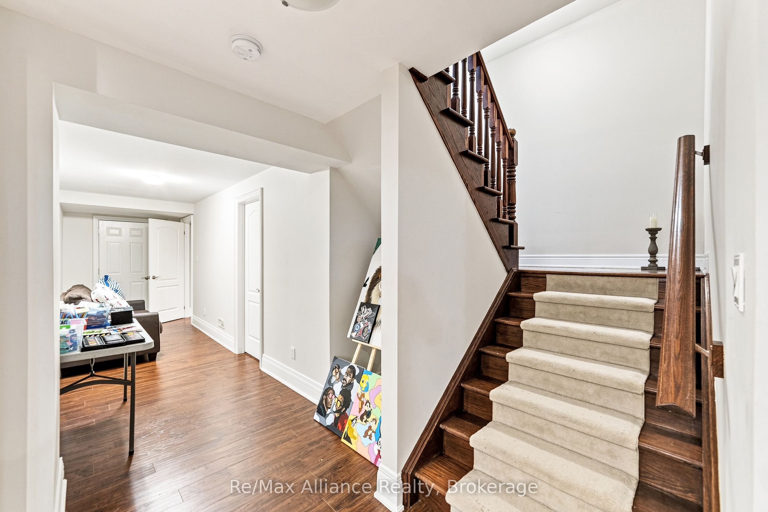 2404 Rideau Drive Property Photo 28