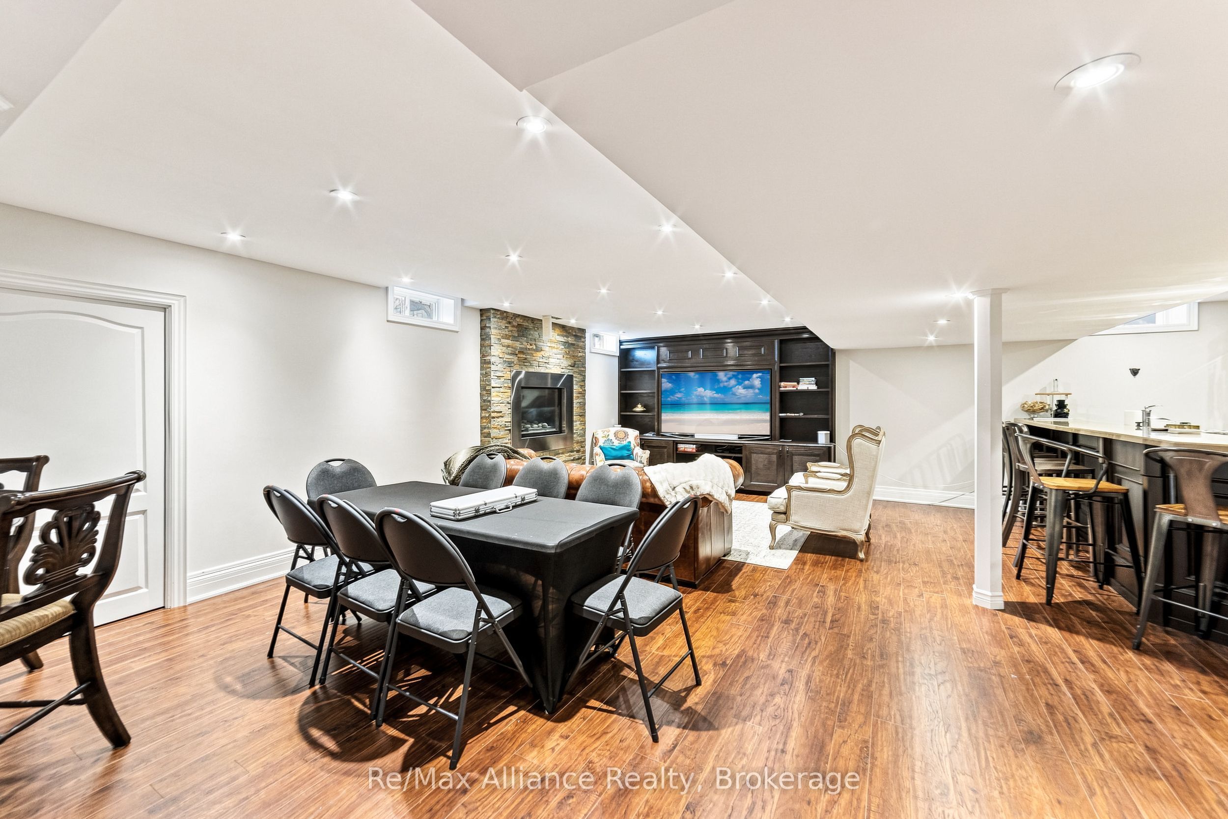 2404 Rideau Drive Property Photo 32