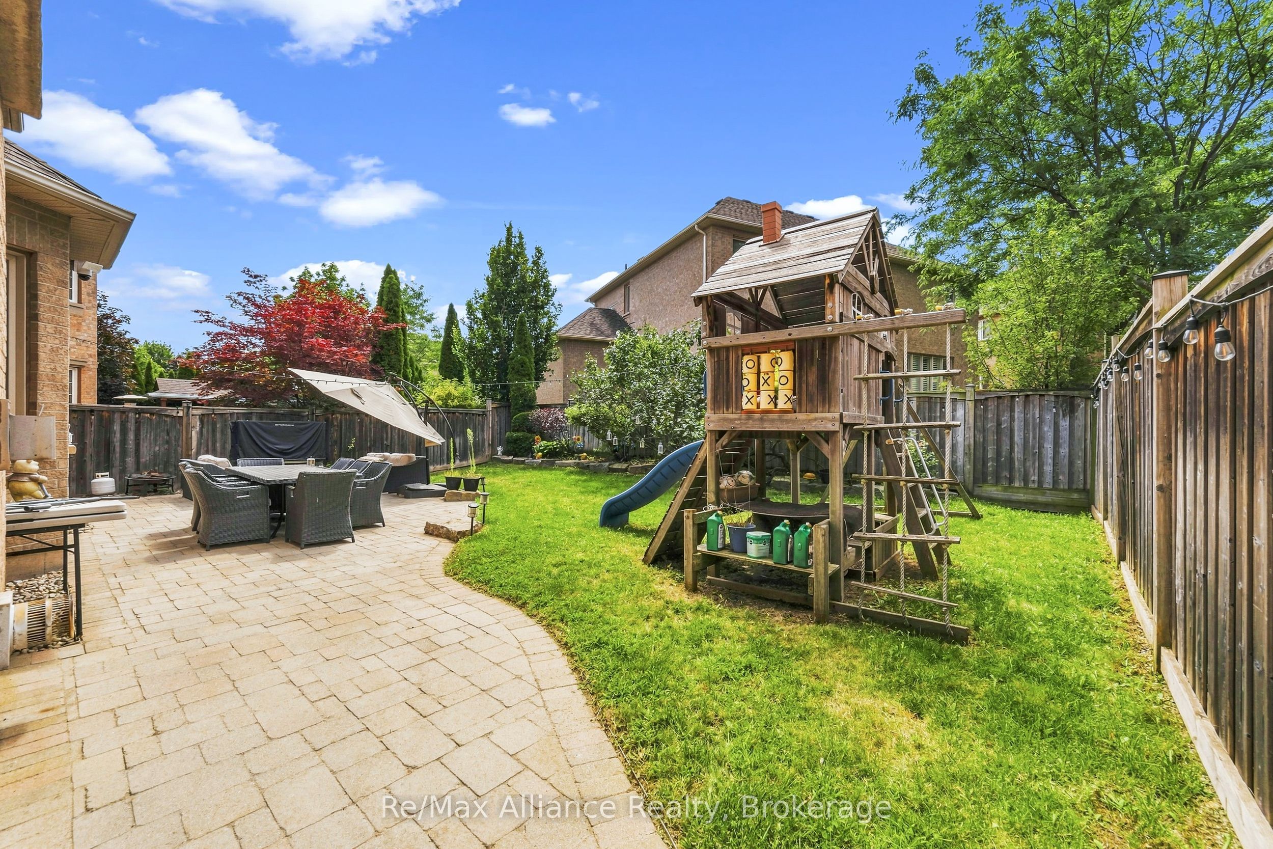 2404 Rideau Drive Property Photo 41