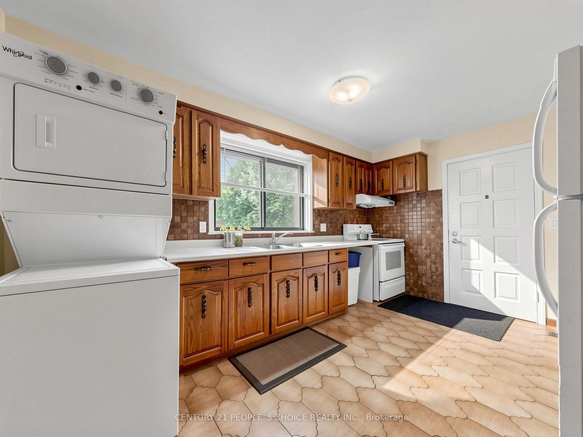 76 Westona Street Property Photo 15