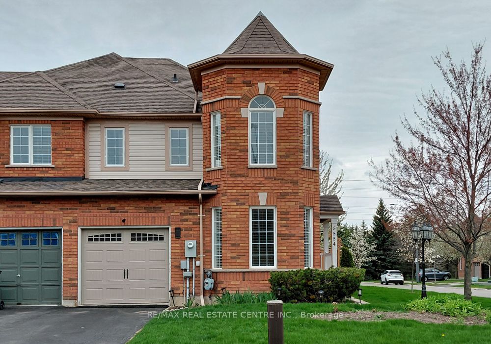 5554 Linwell Place Property Photo 1