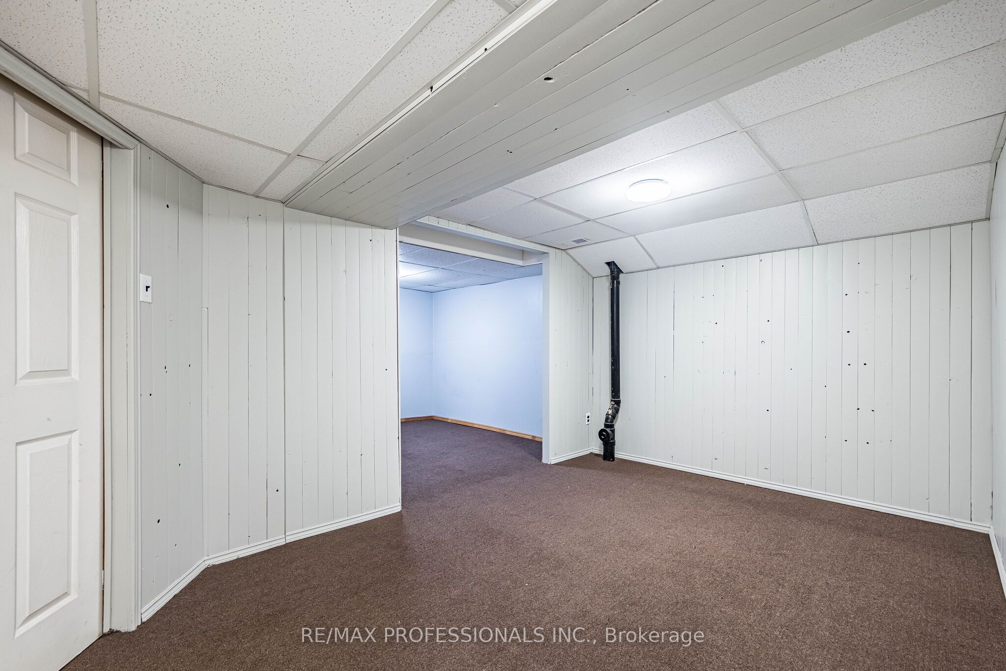 2004 Glenada Crescent 23 Property Photo 40