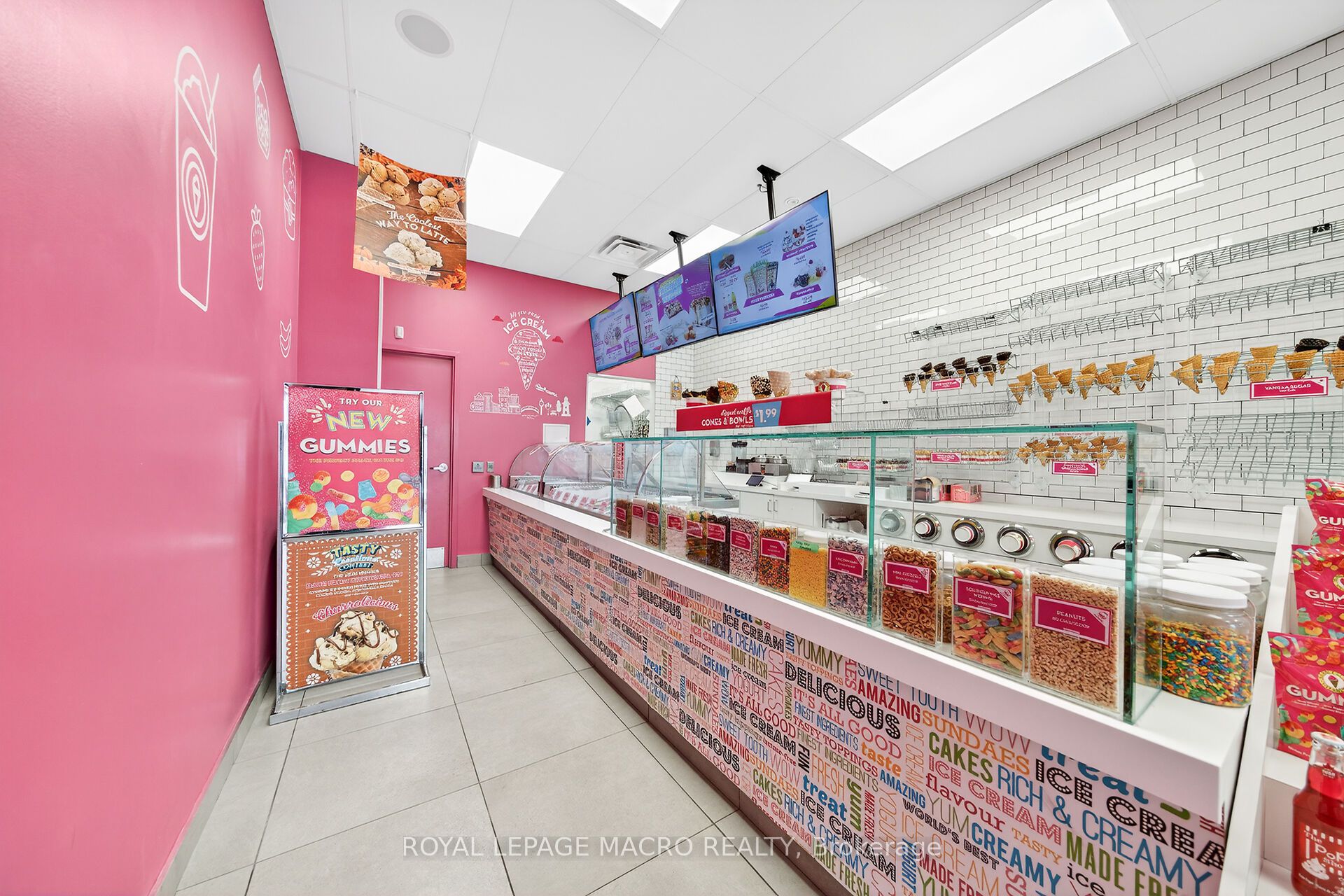 380 Dundas Street E D9 Property Photo 4