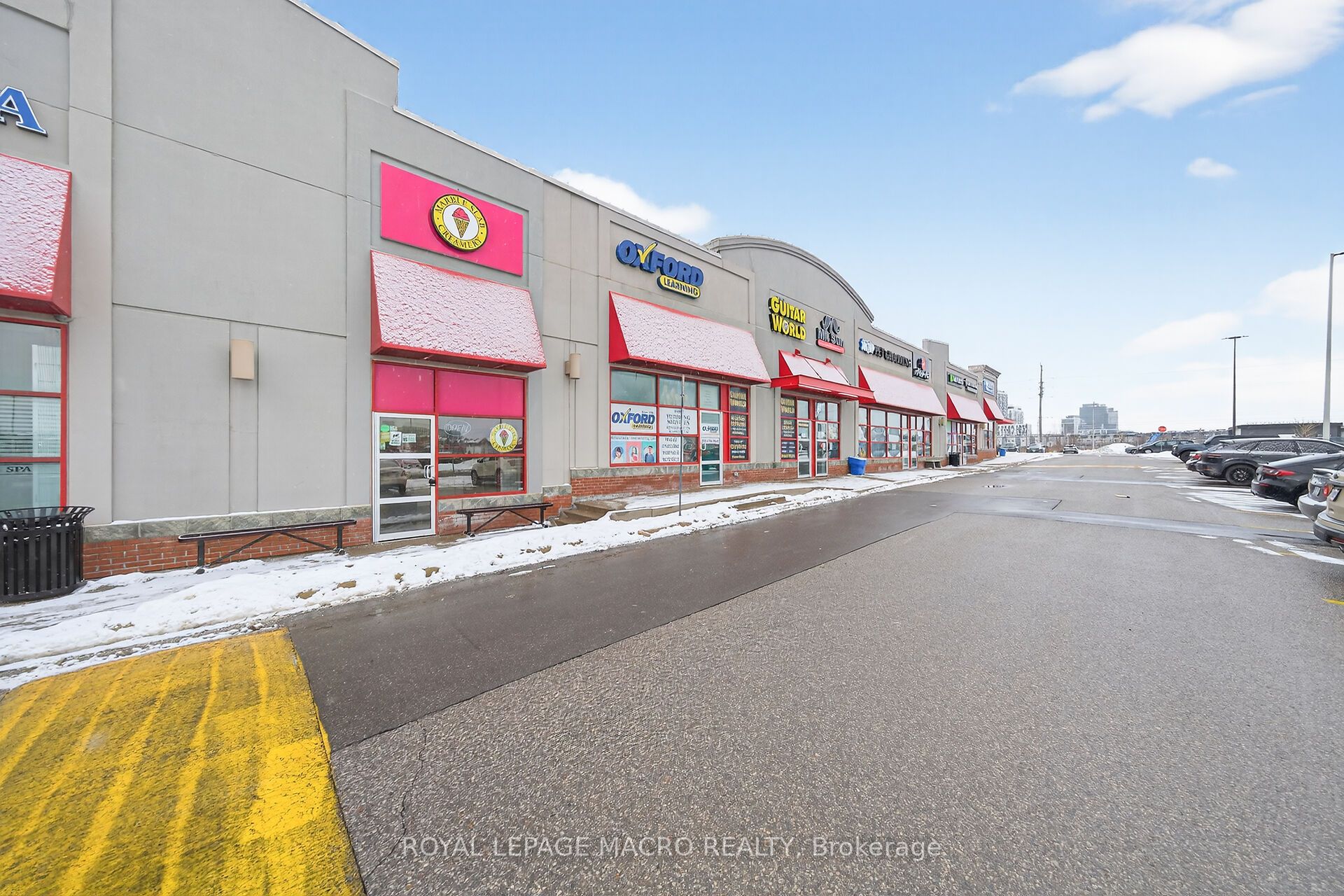 380 Dundas Street E D9 Property Photo 15