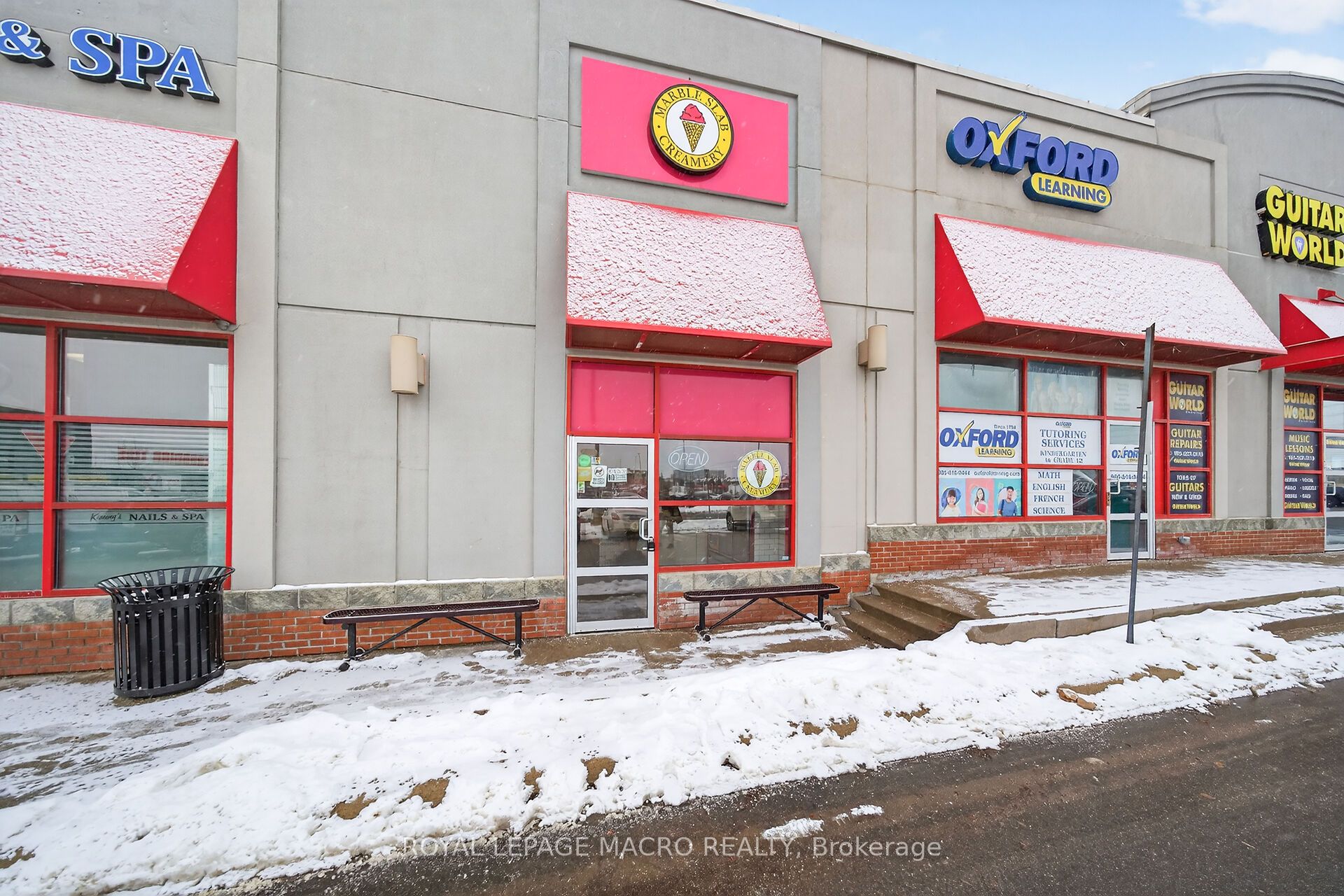 380 Dundas Street E D9 Property Photo 17