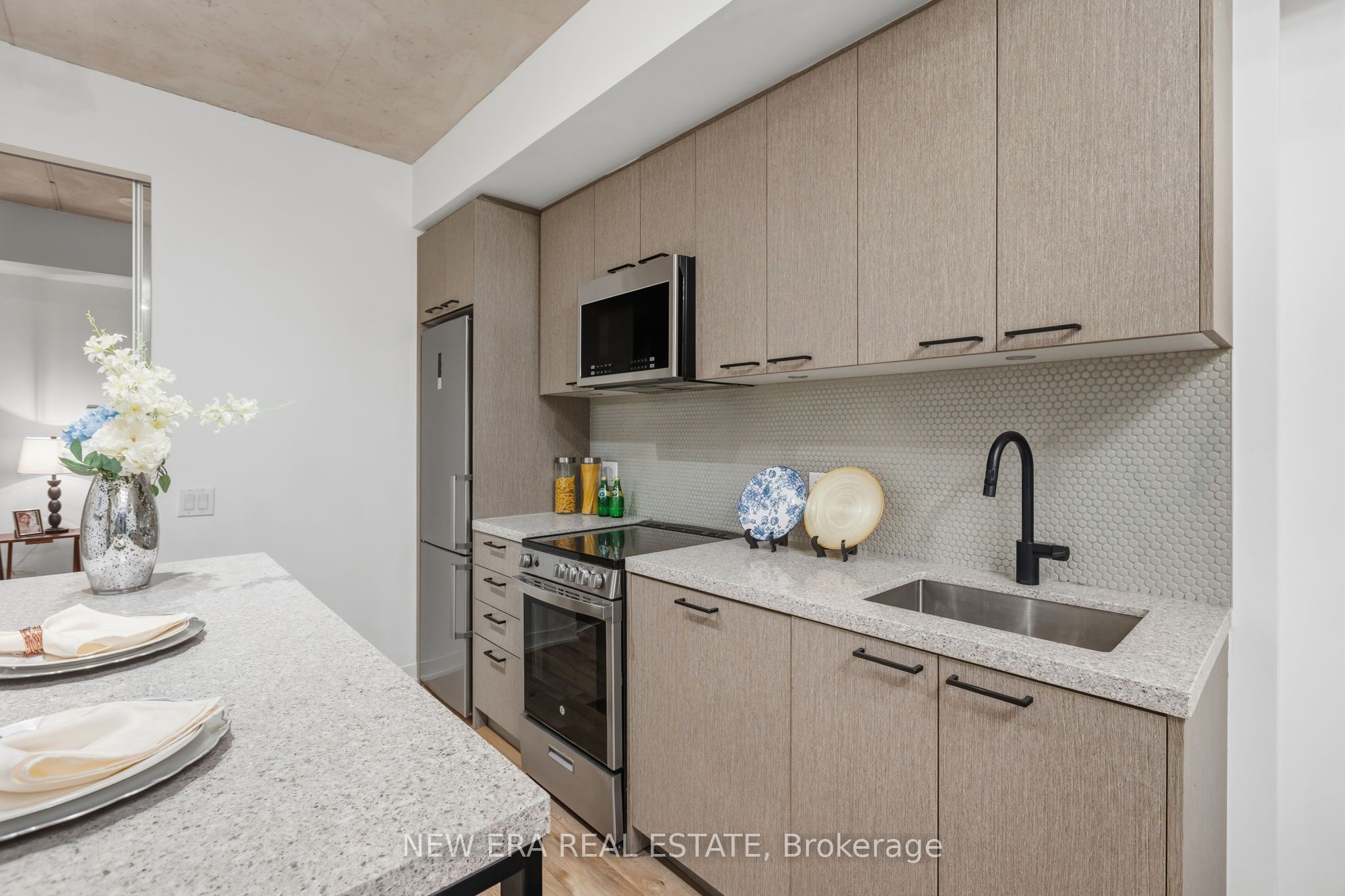 1808 St. Clair Avenue W 301 Property Photo 1