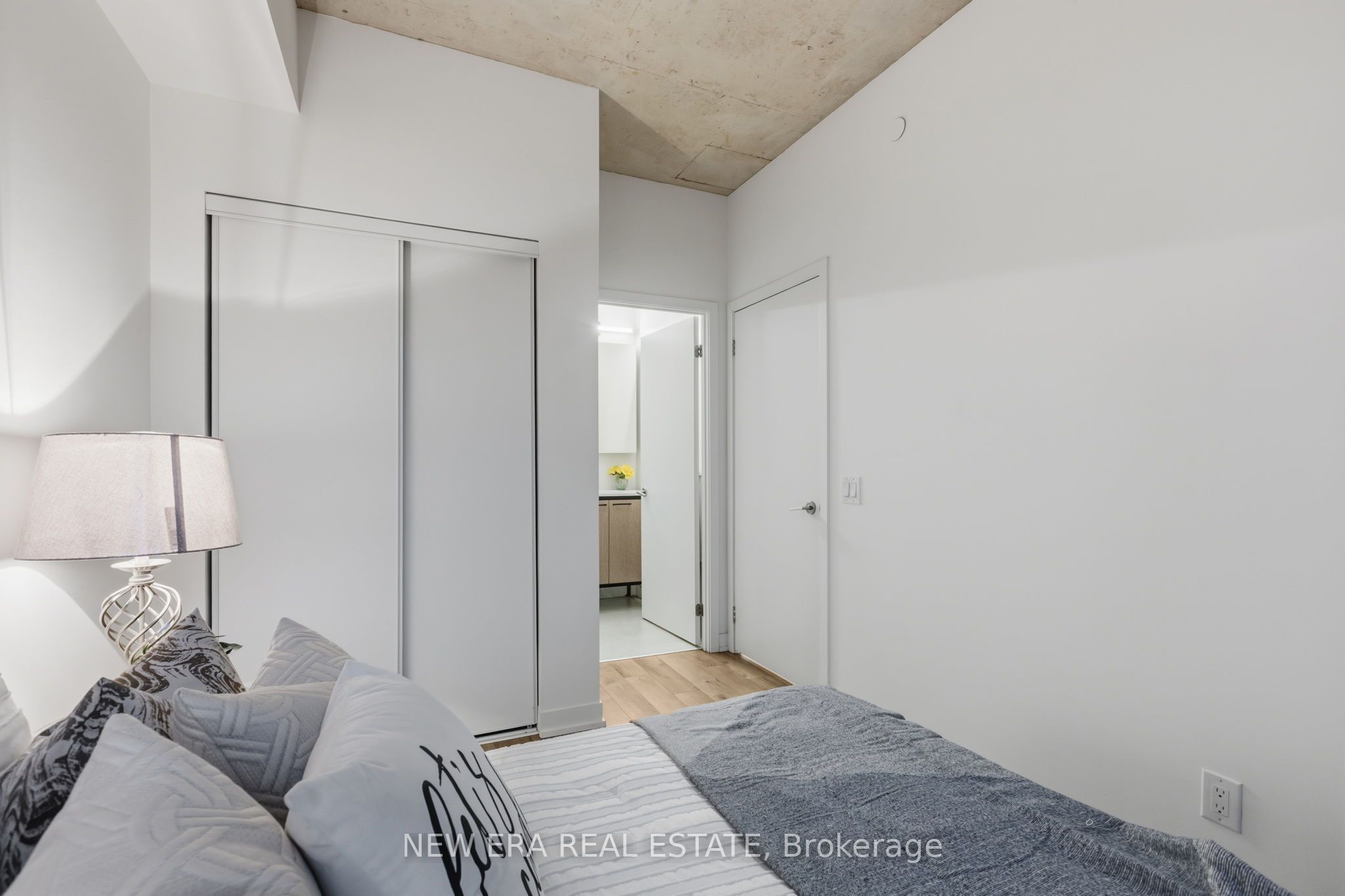 1808 St. Clair Avenue W 301 Property Photo 19
