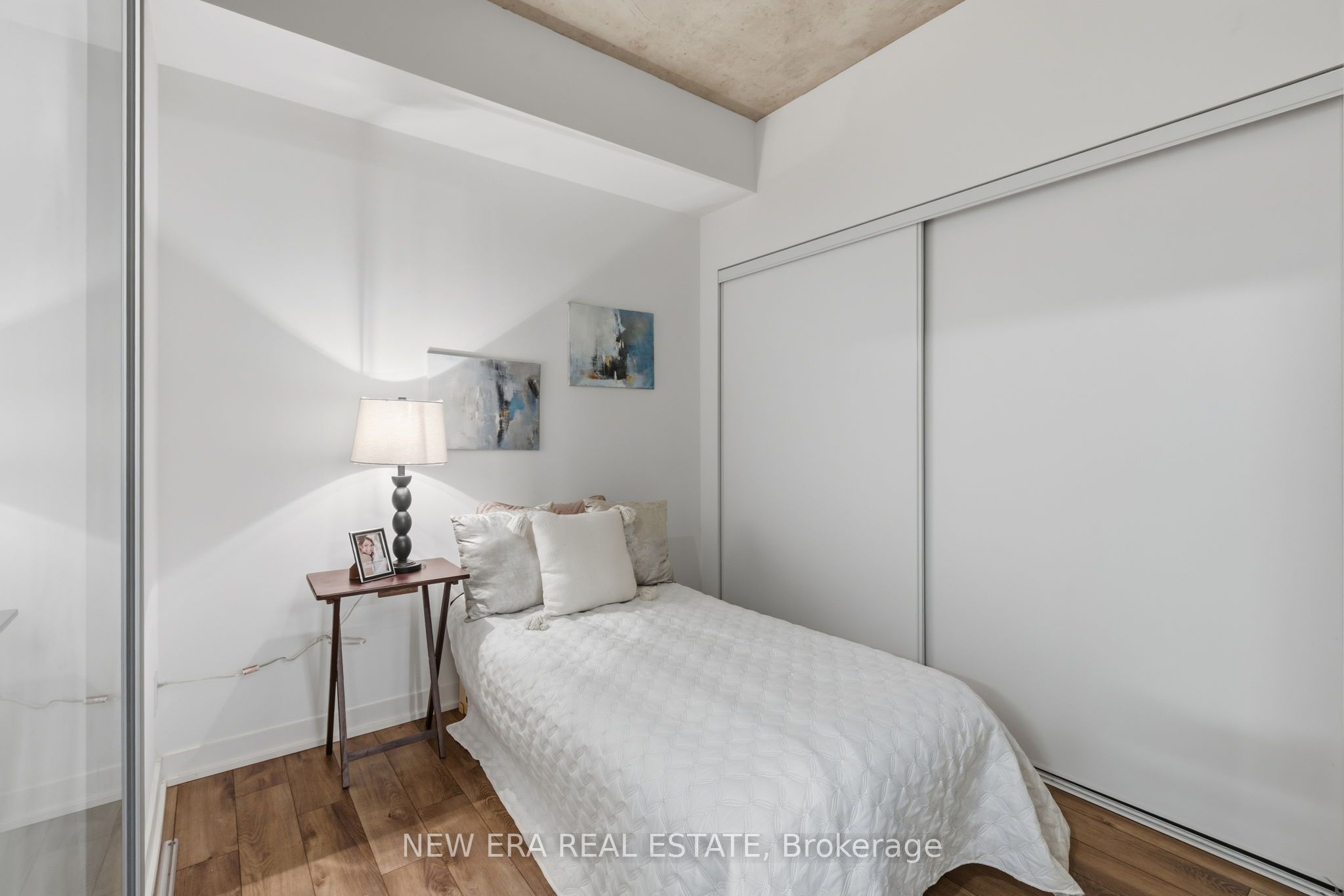 1808 St. Clair Avenue W 301 Property Photo 21