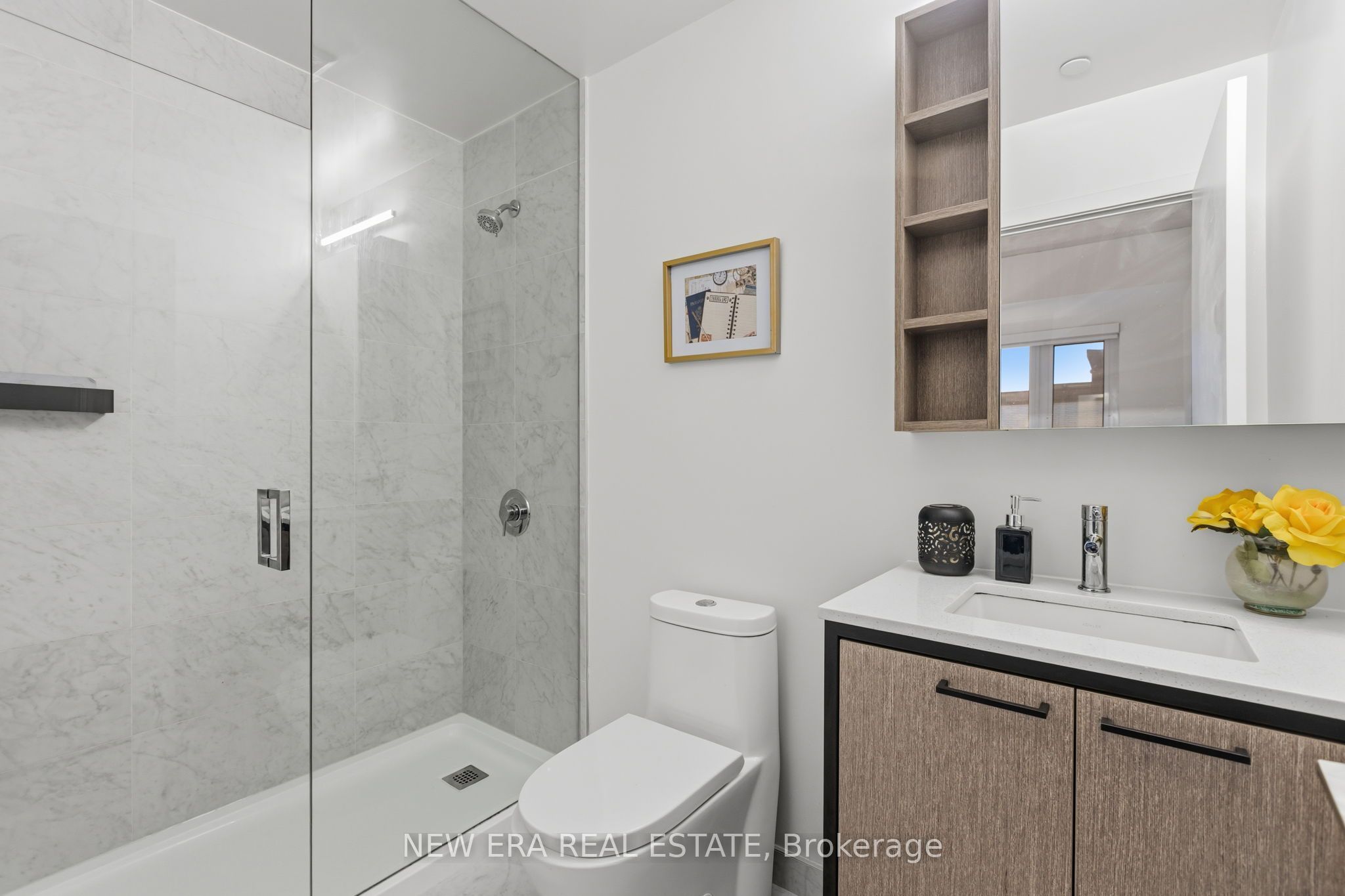 1808 St. Clair Avenue W 301 Property Photo 22