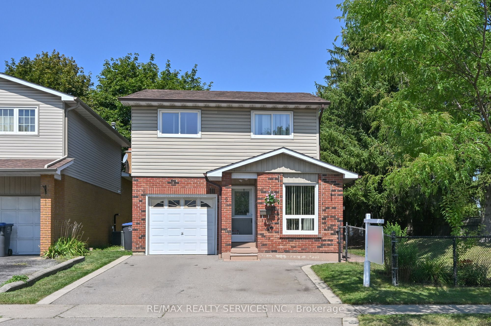 2 Lindridge Avenue Property Photo 1