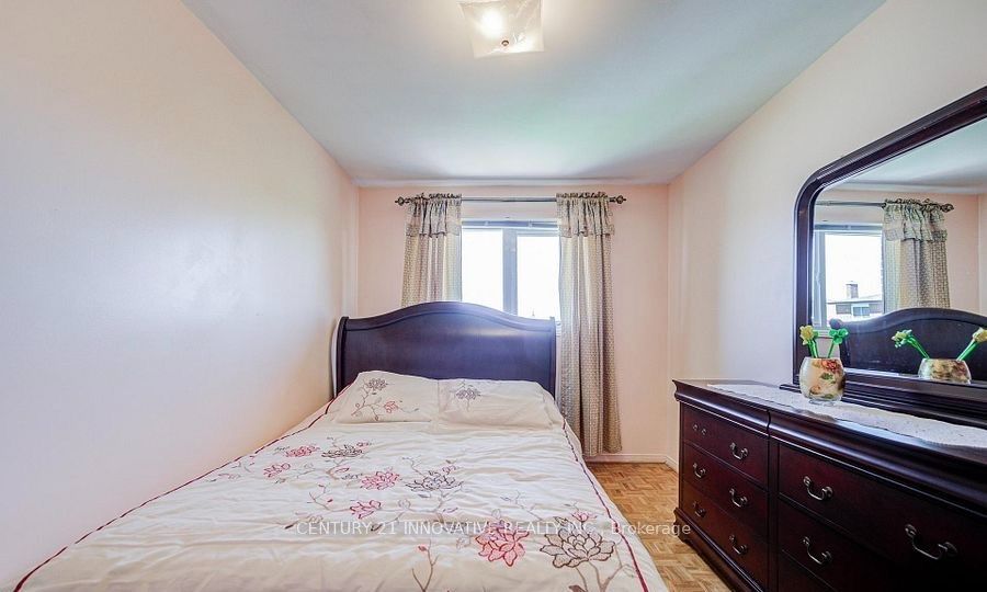 9 Capstan Court Property Photo 8