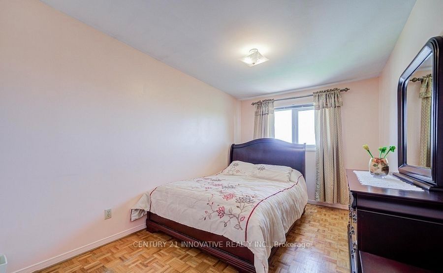 9 Capstan Court Property Photo 11