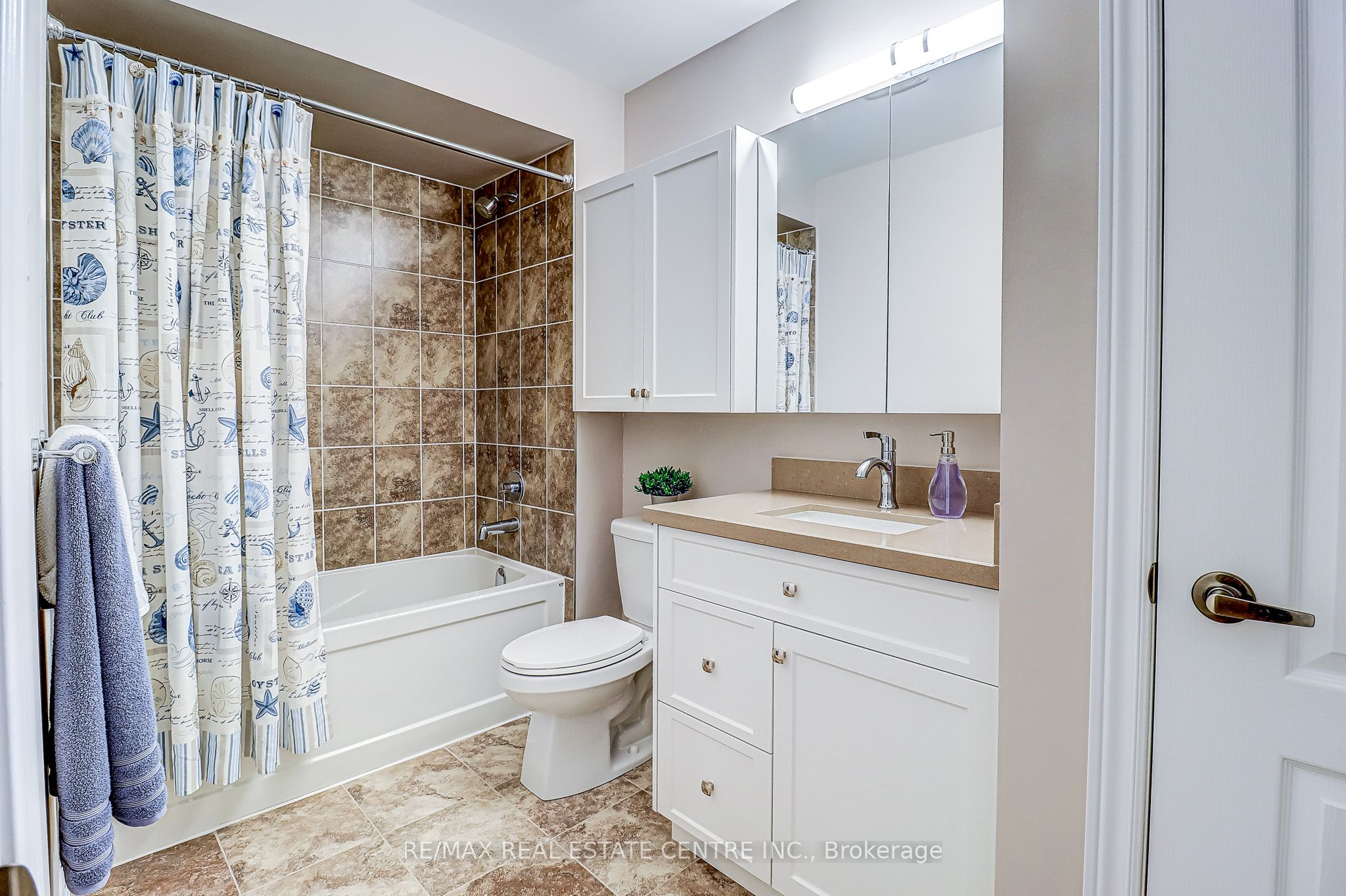 3 Alamode Road Property Photo 21