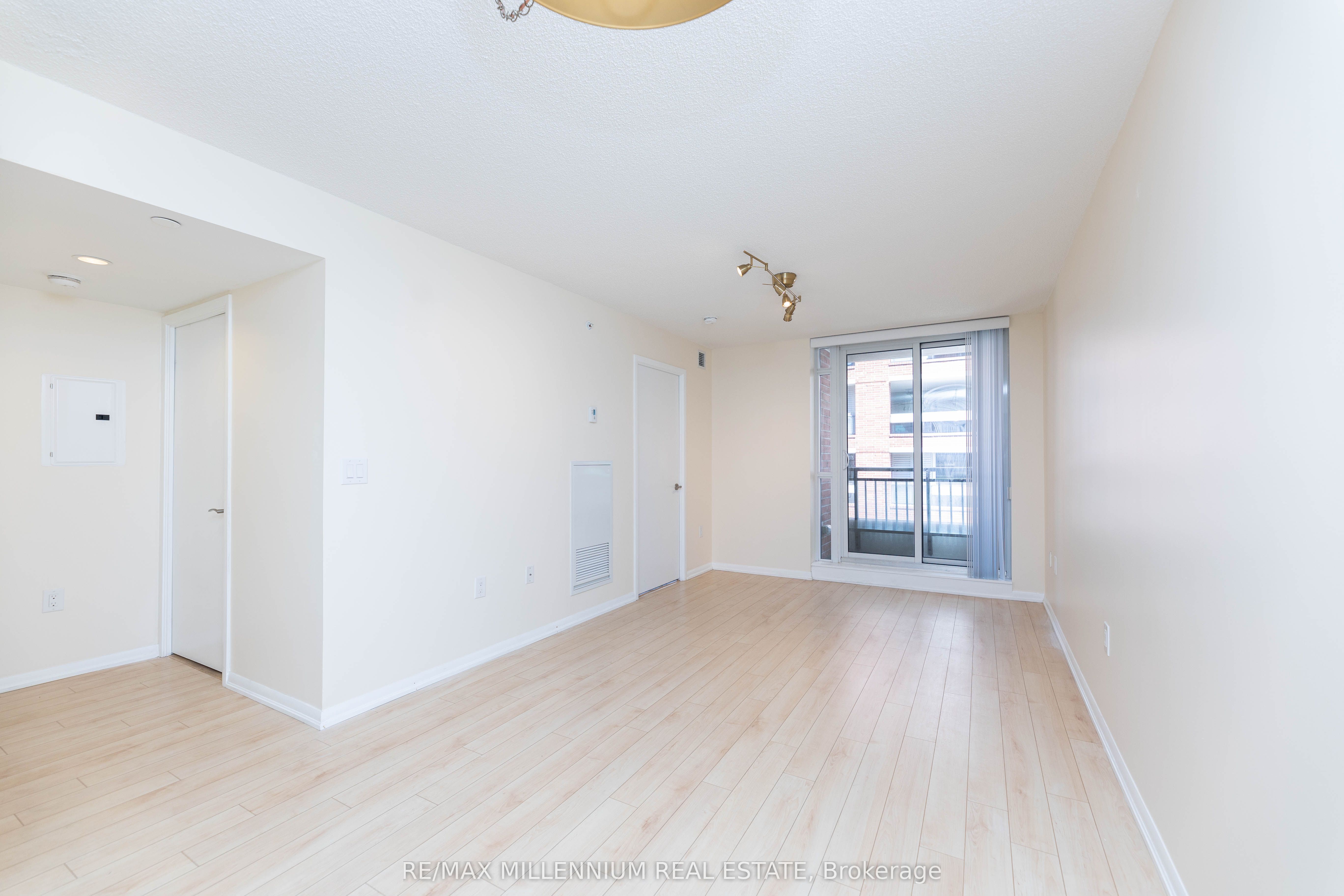 830 Lawrence Avenue 334 Property Photo 16