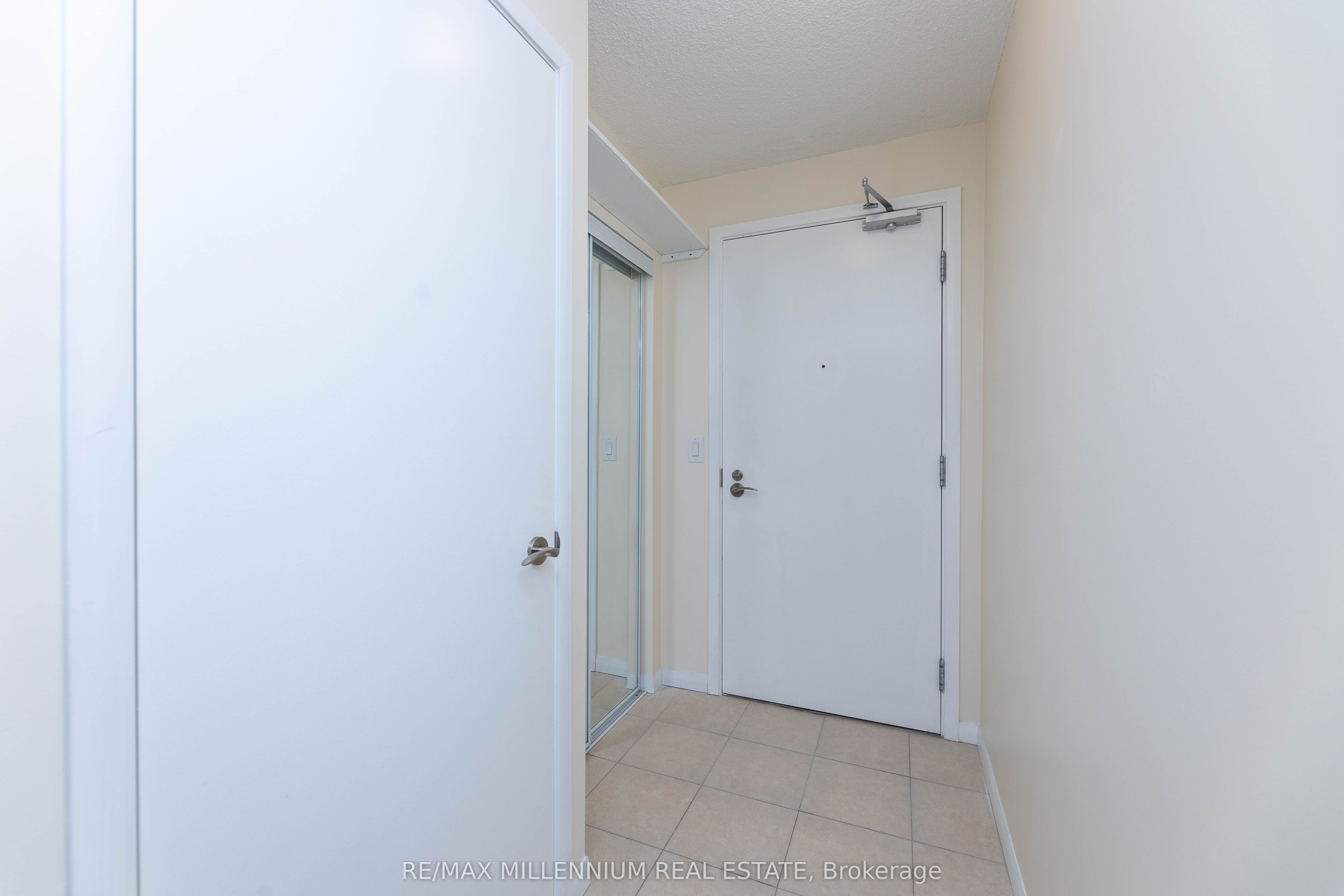 830 Lawrence Avenue 334 Property Photo 21