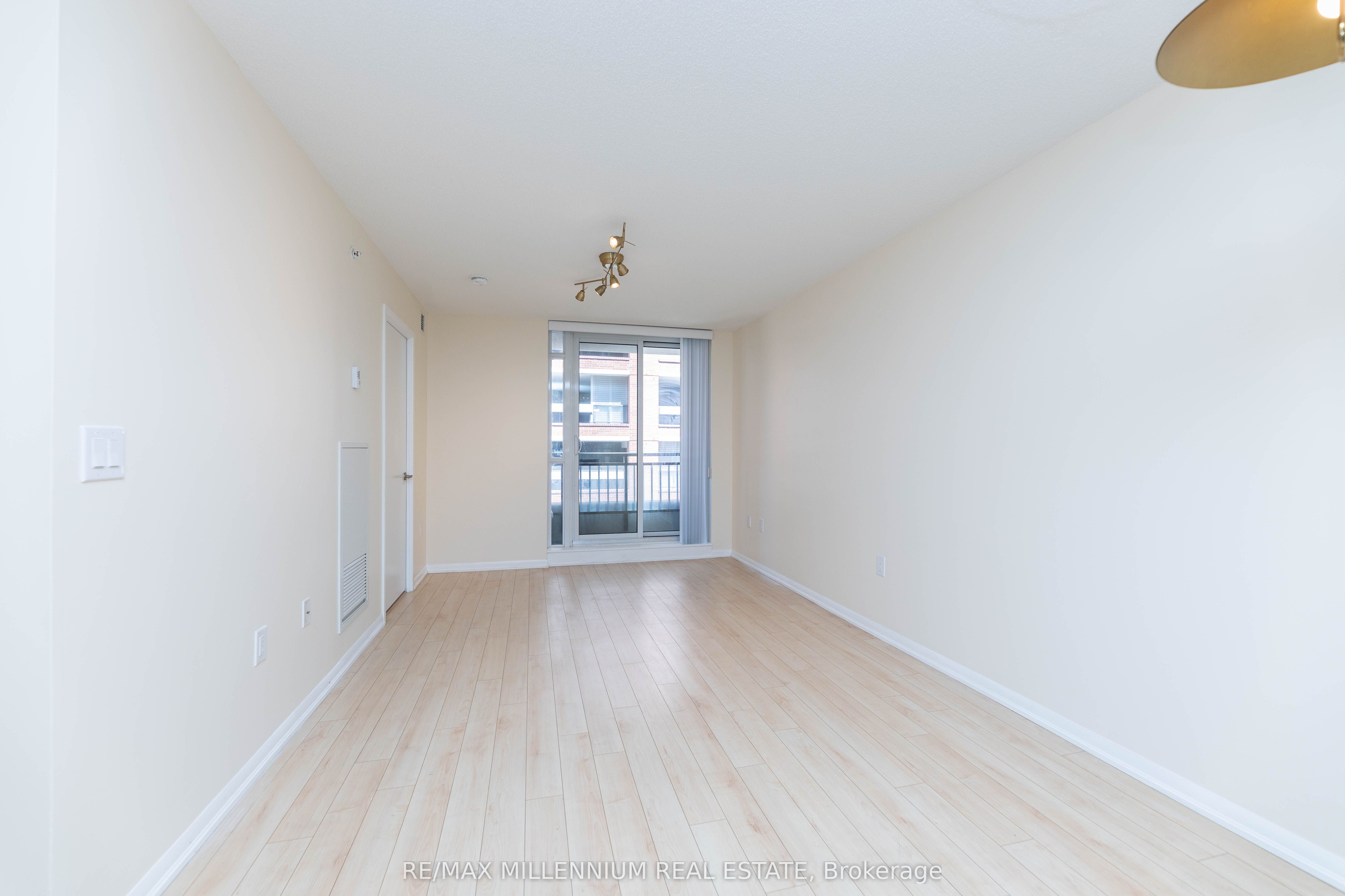 830 Lawrence Avenue 334 Property Photo 22