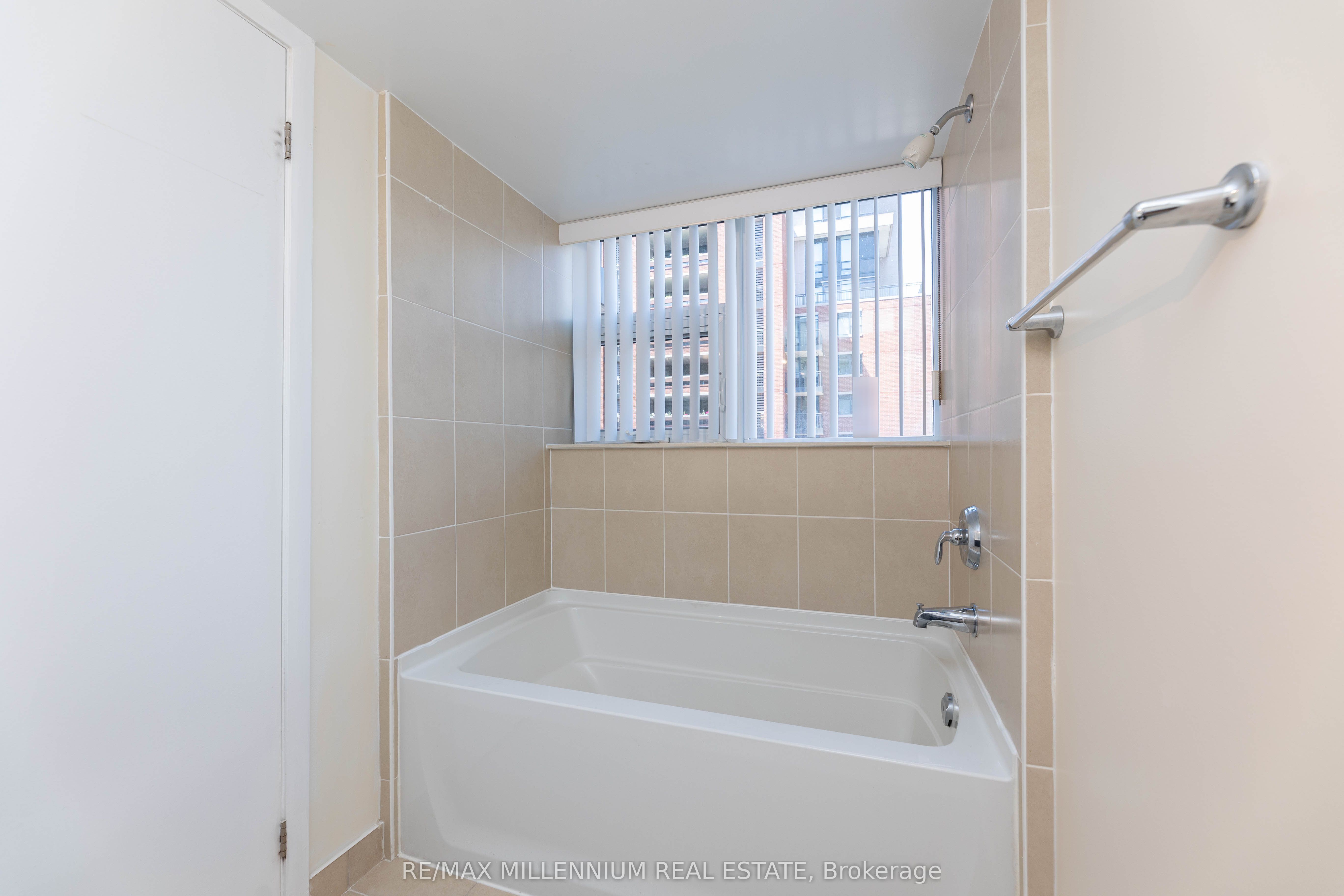 830 Lawrence Avenue 334 Property Photo 27