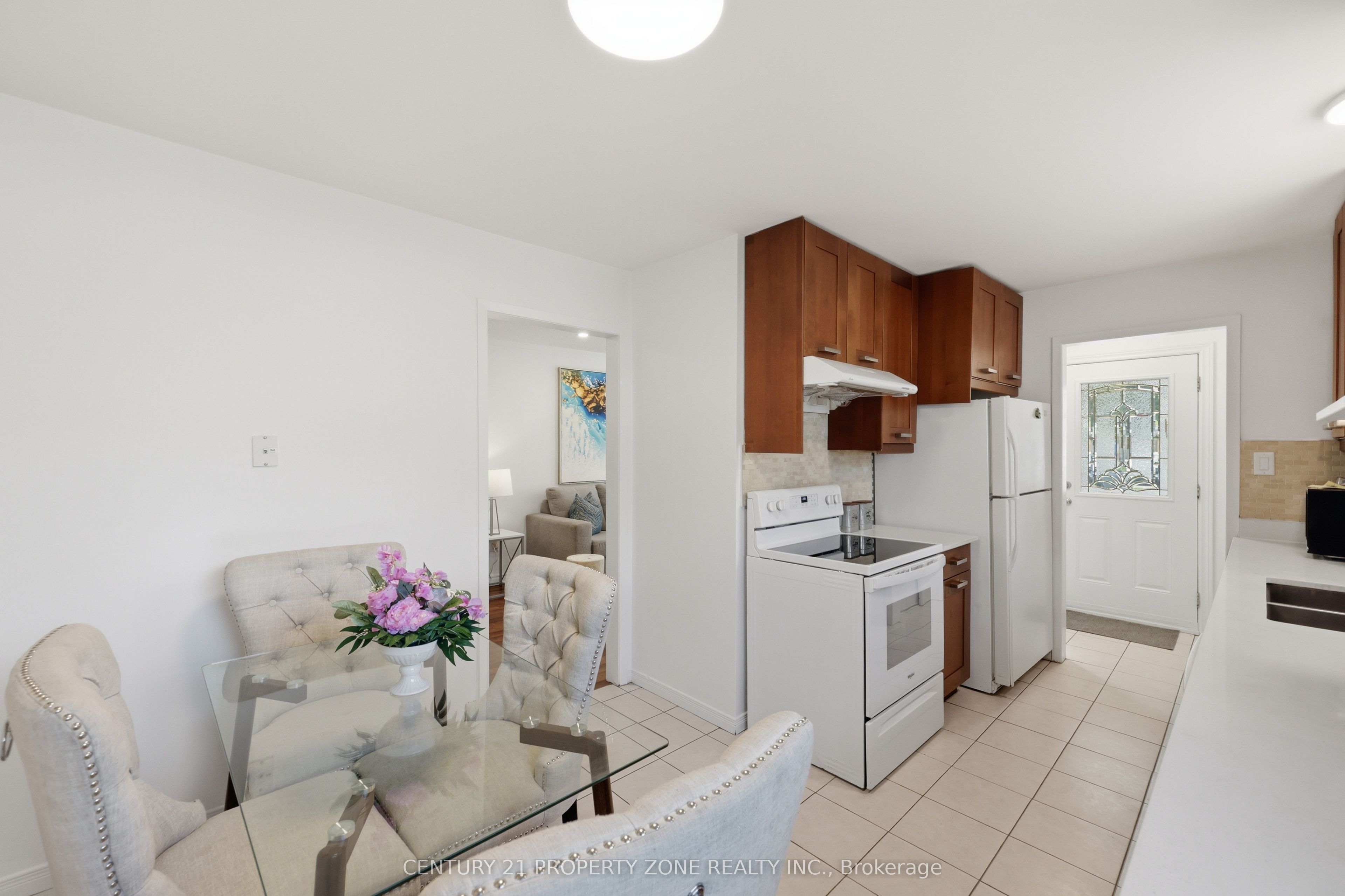 2600 Lundene Road Property Photo 9