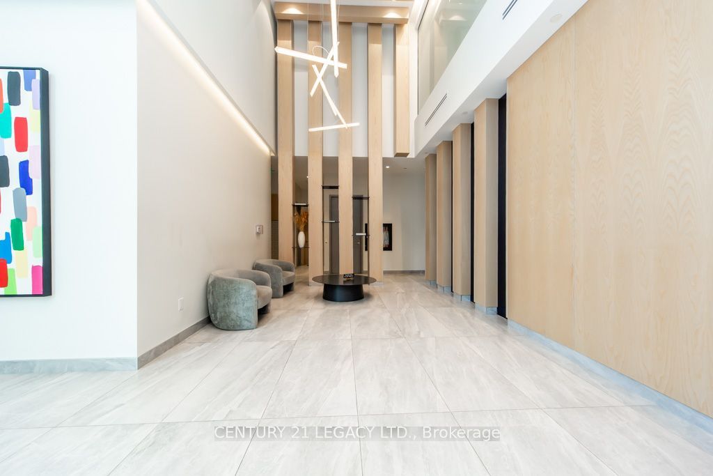 86 Dundas Street E 821 Property Photo 9