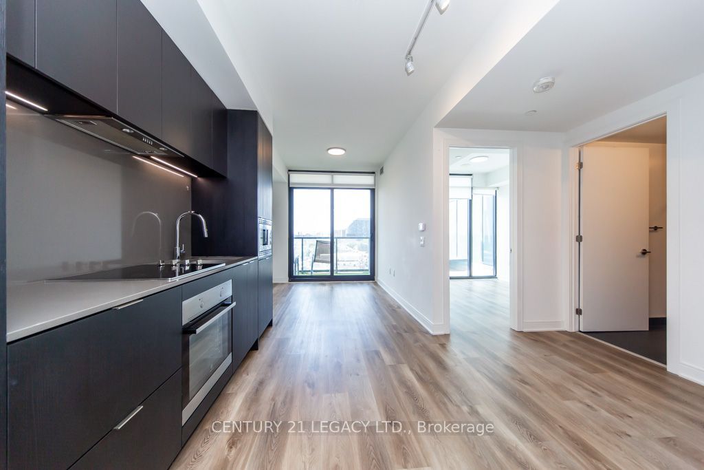 86 Dundas Street E 821 Property Photo 12