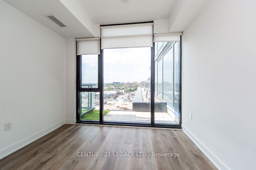 86 Dundas Street E 821 Property Photo 27