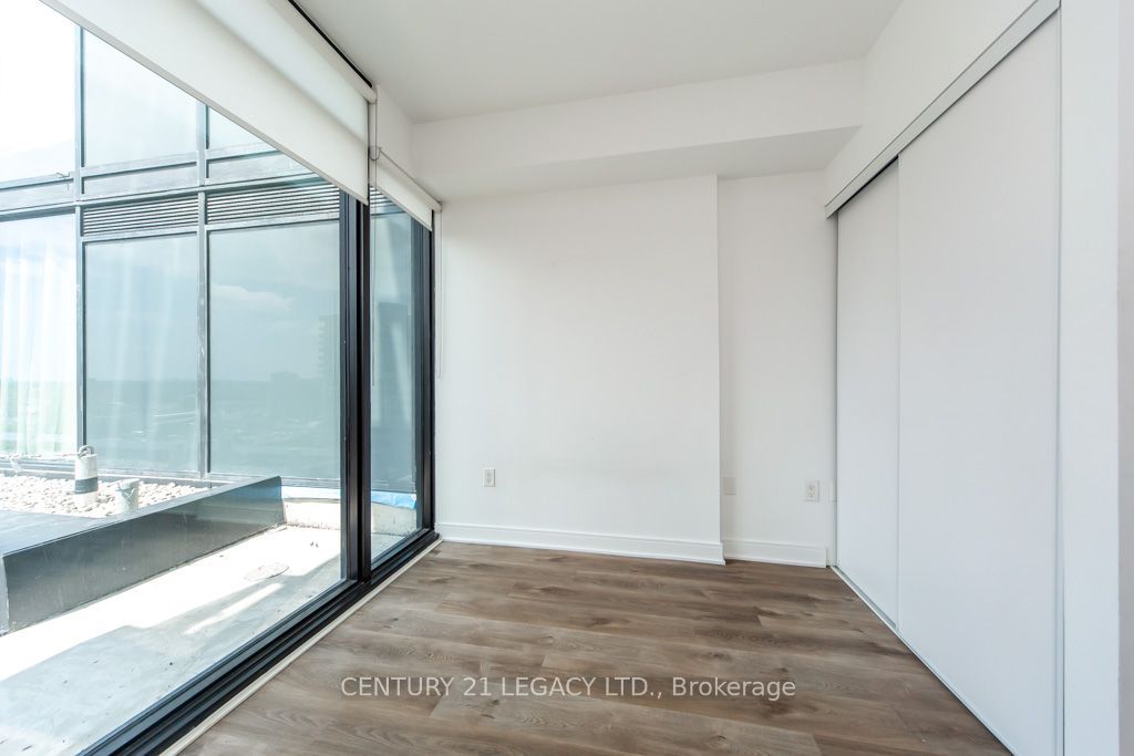 86 Dundas Street E 821 Property Photo 28