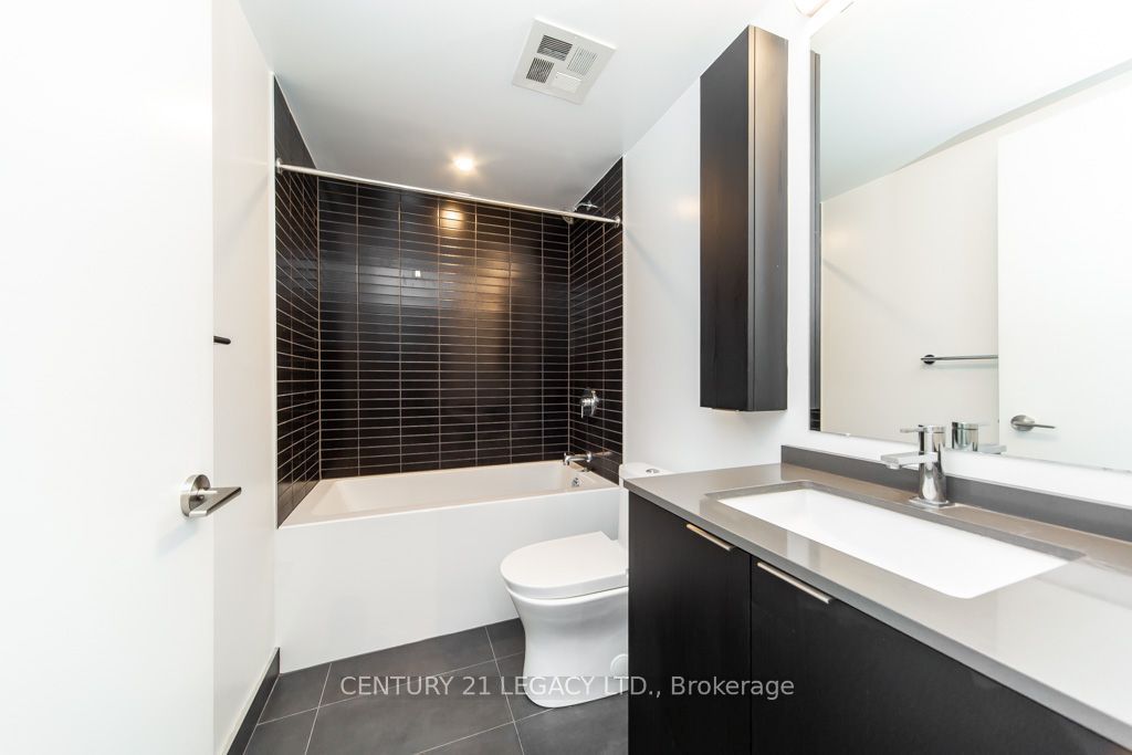 86 Dundas Street E 821 Property Photo 30