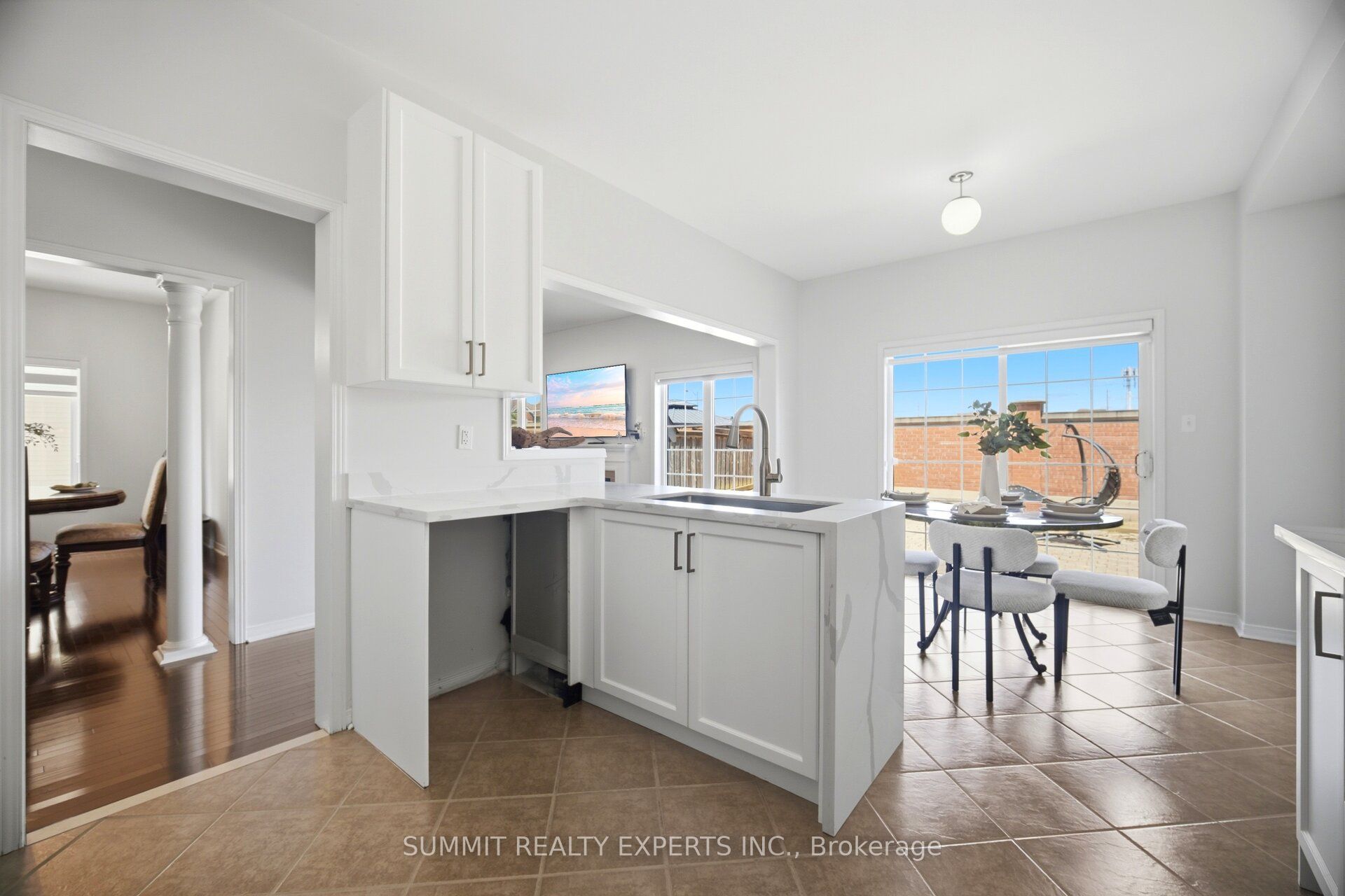 85 Maple Valley Street Property Photo 12