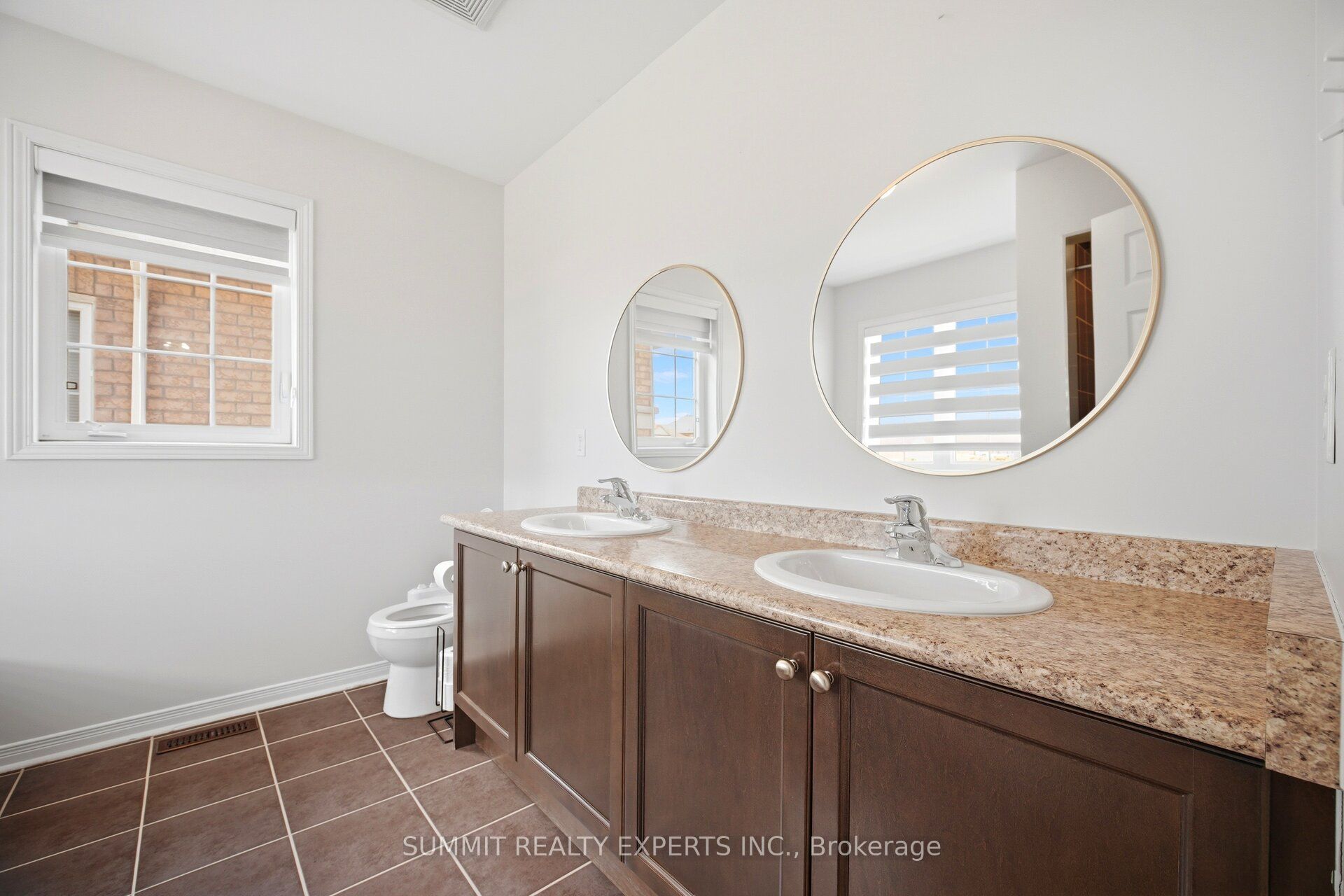 85 Maple Valley Street Property Photo 25