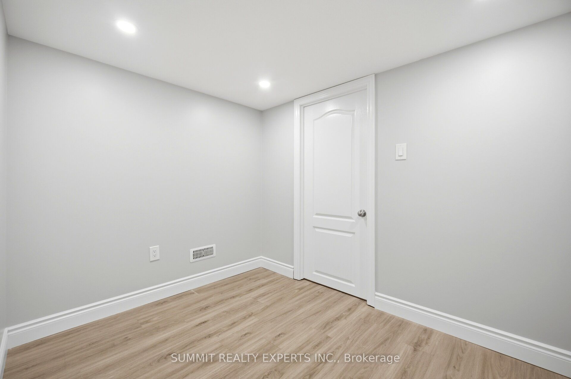 85 Maple Valley Street Property Photo 44